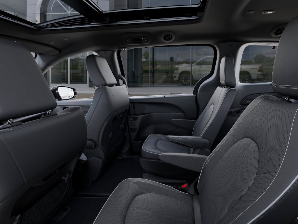 2026 Chrysler Pacifica Limited - Photo 23