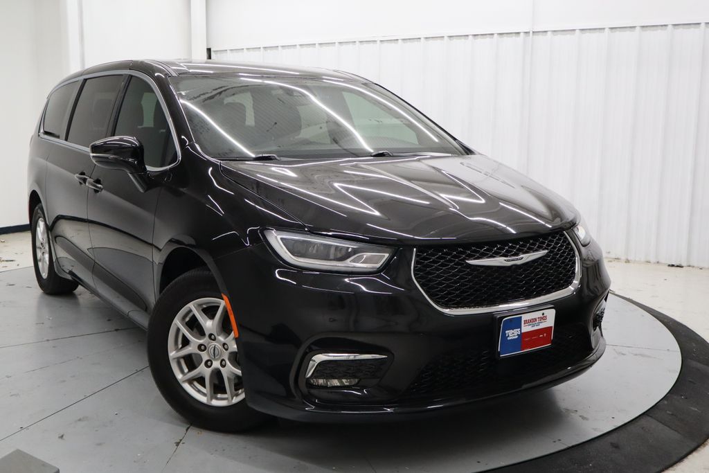 2025 Chrysler Pacifica