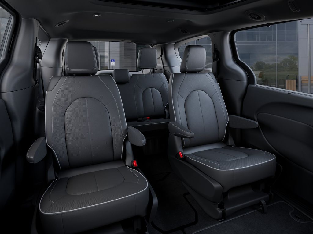 2026 Chrysler Pacifica Limited - Photo 15