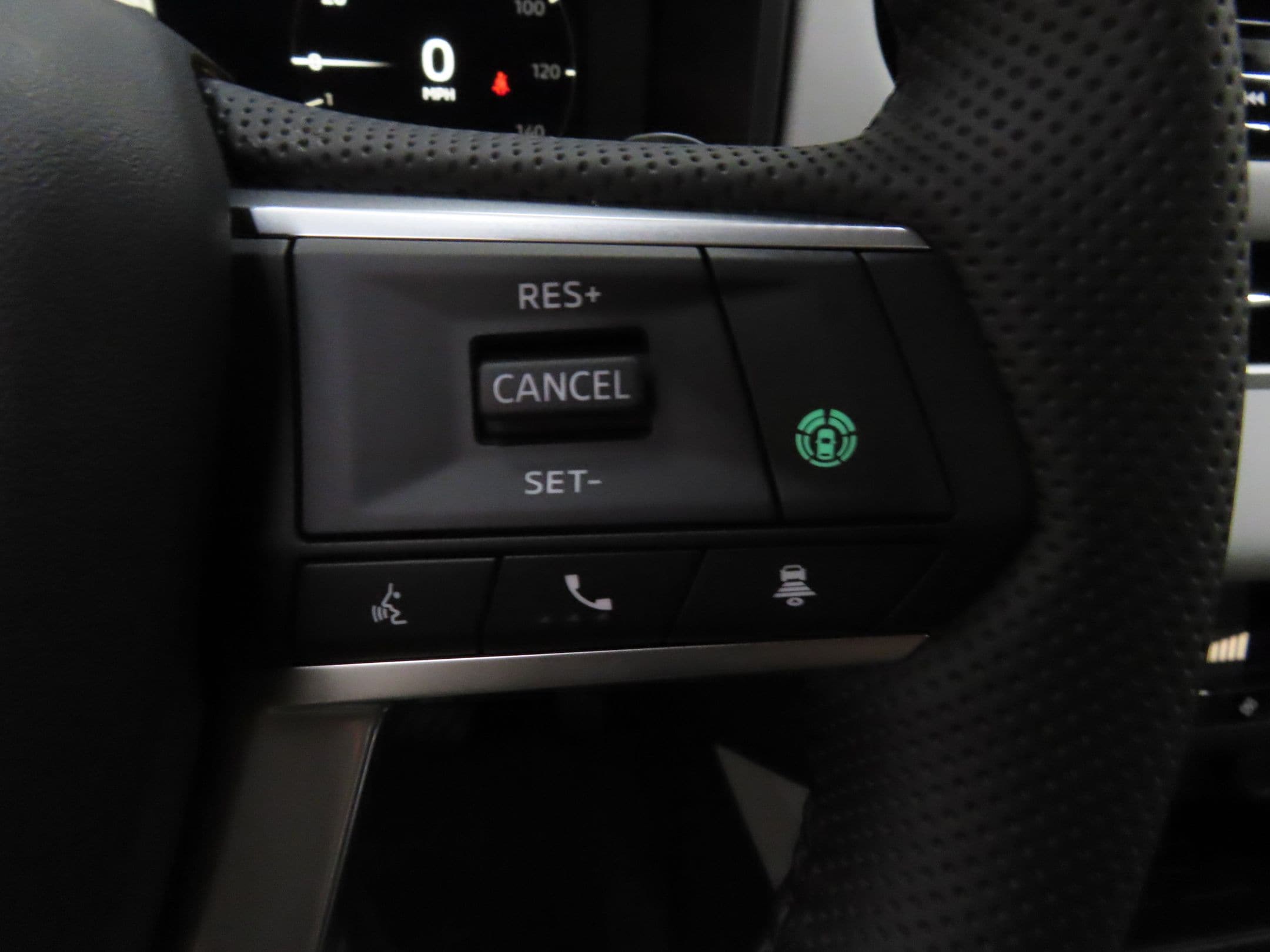 2025 Mitsubishi Outlander SE - Photo 14