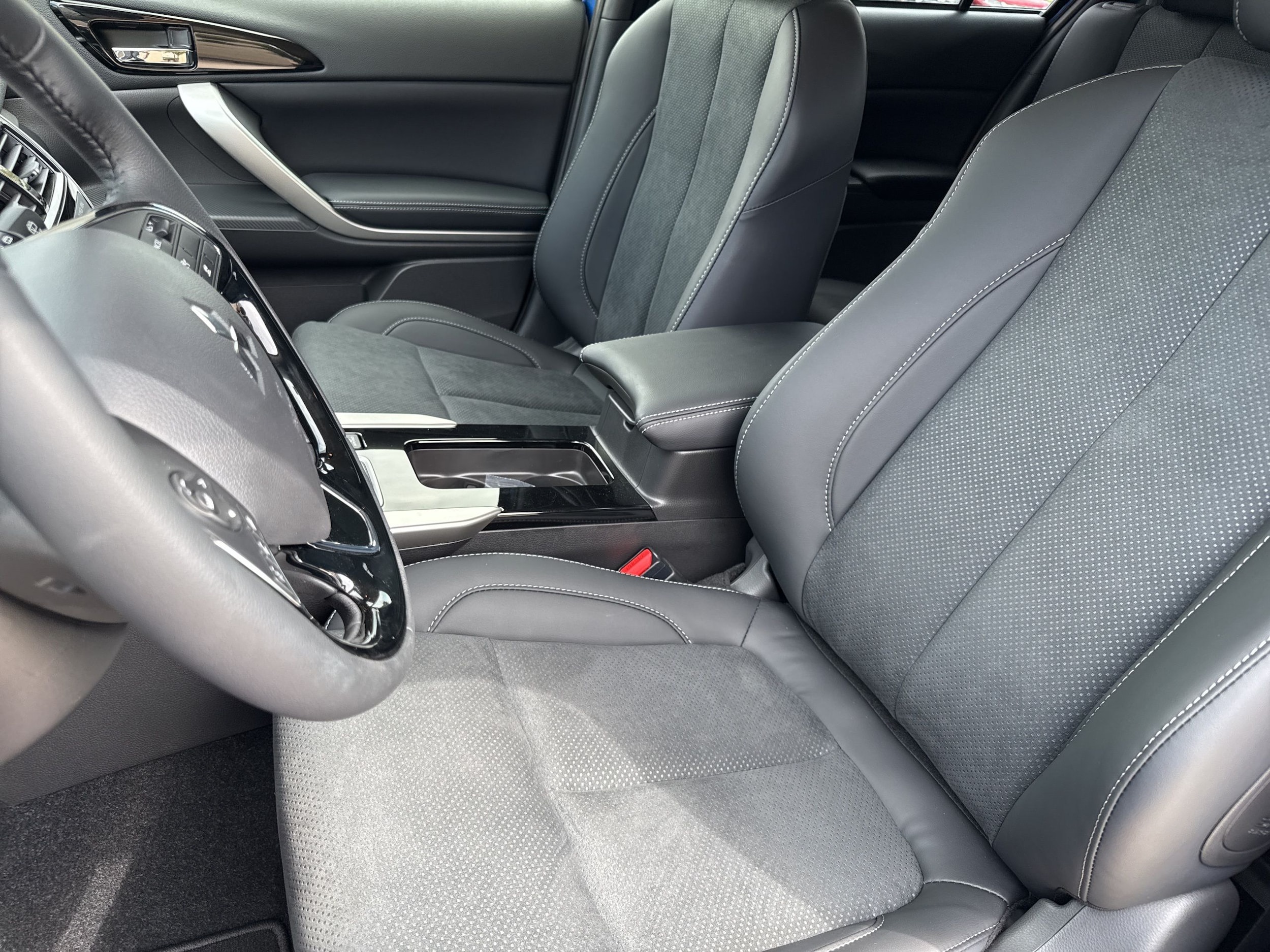 2026 Mitsubishi Eclipse Cross SE - Photo 11