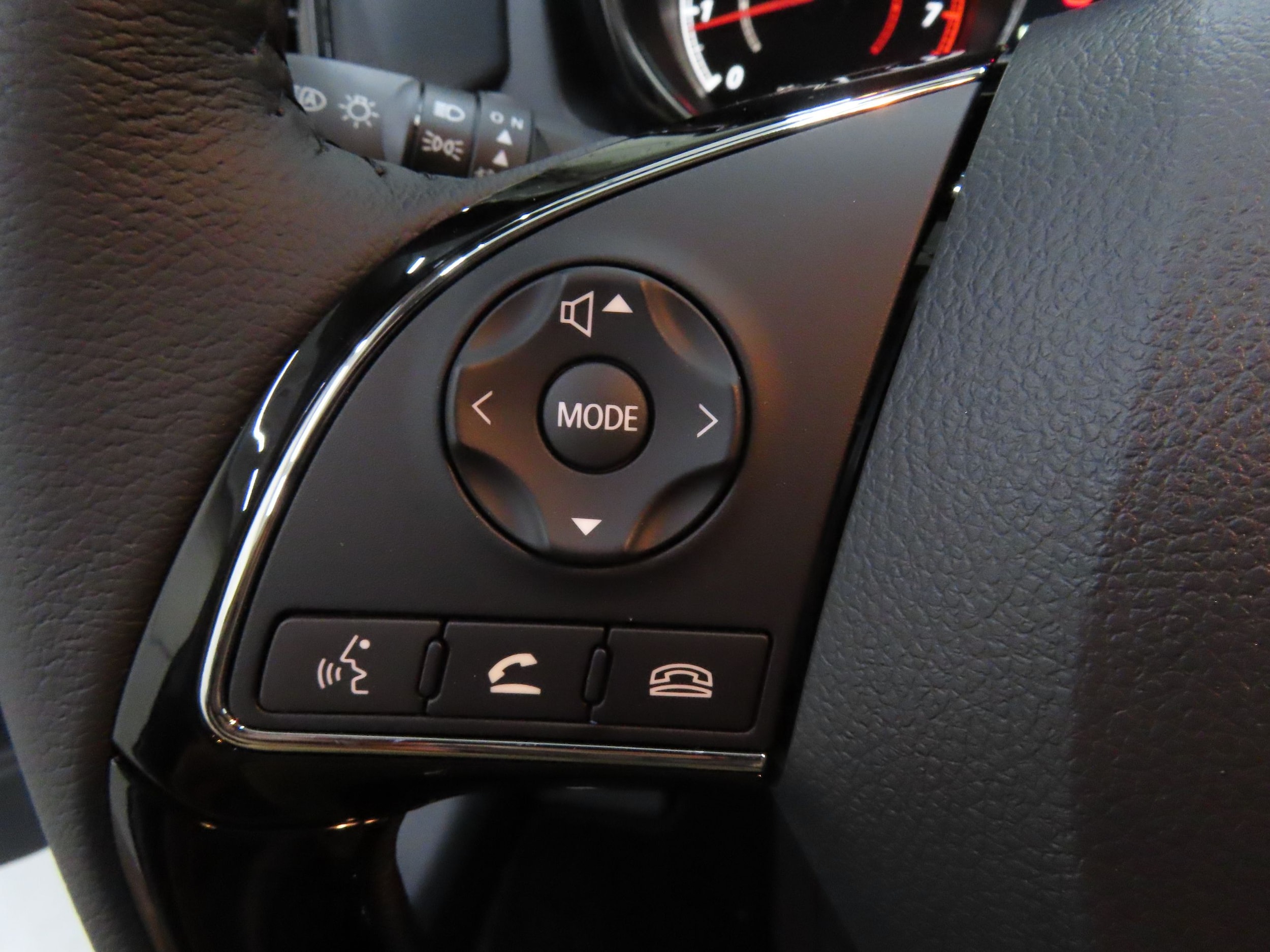 2025 Mitsubishi Outlander Sport SE - Photo 13