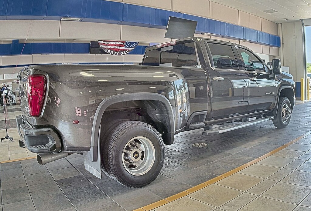 Used 2021 Chevrolet Silverado 3500 HD High Country Truck Crew Cab