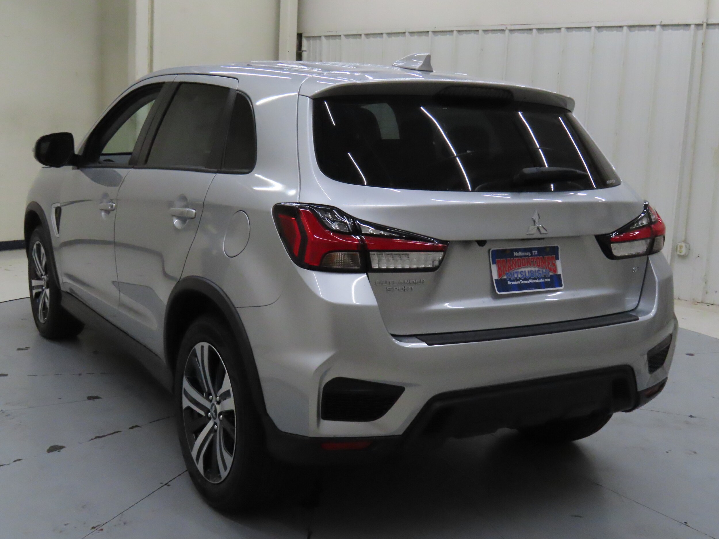 2025 Mitsubishi Outlander Sport SE - Photo 6
