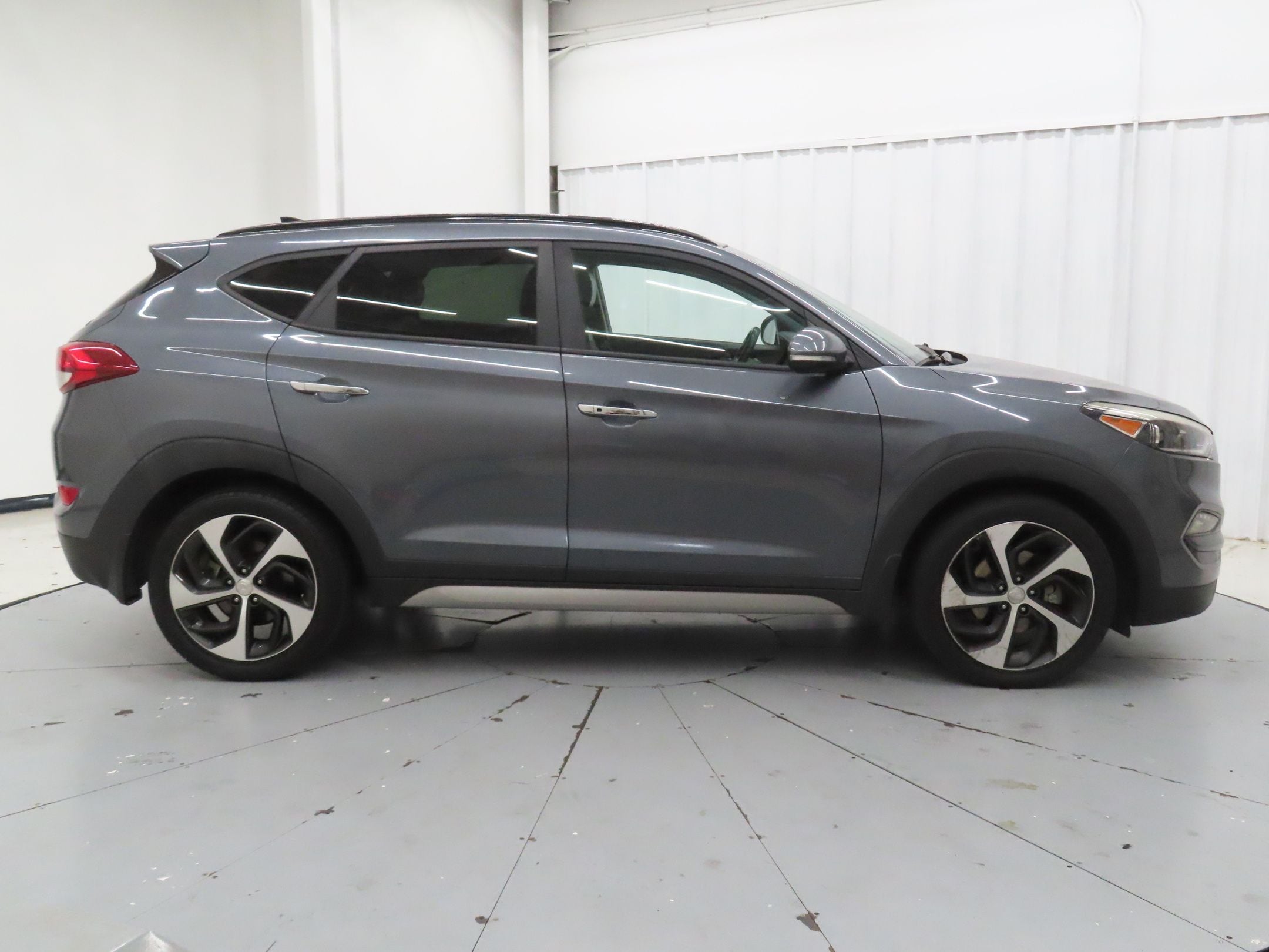 Used 2017 Hyundai Tucson Limited with VIN KM8J33A20HU323395 for sale in McKinney, TX