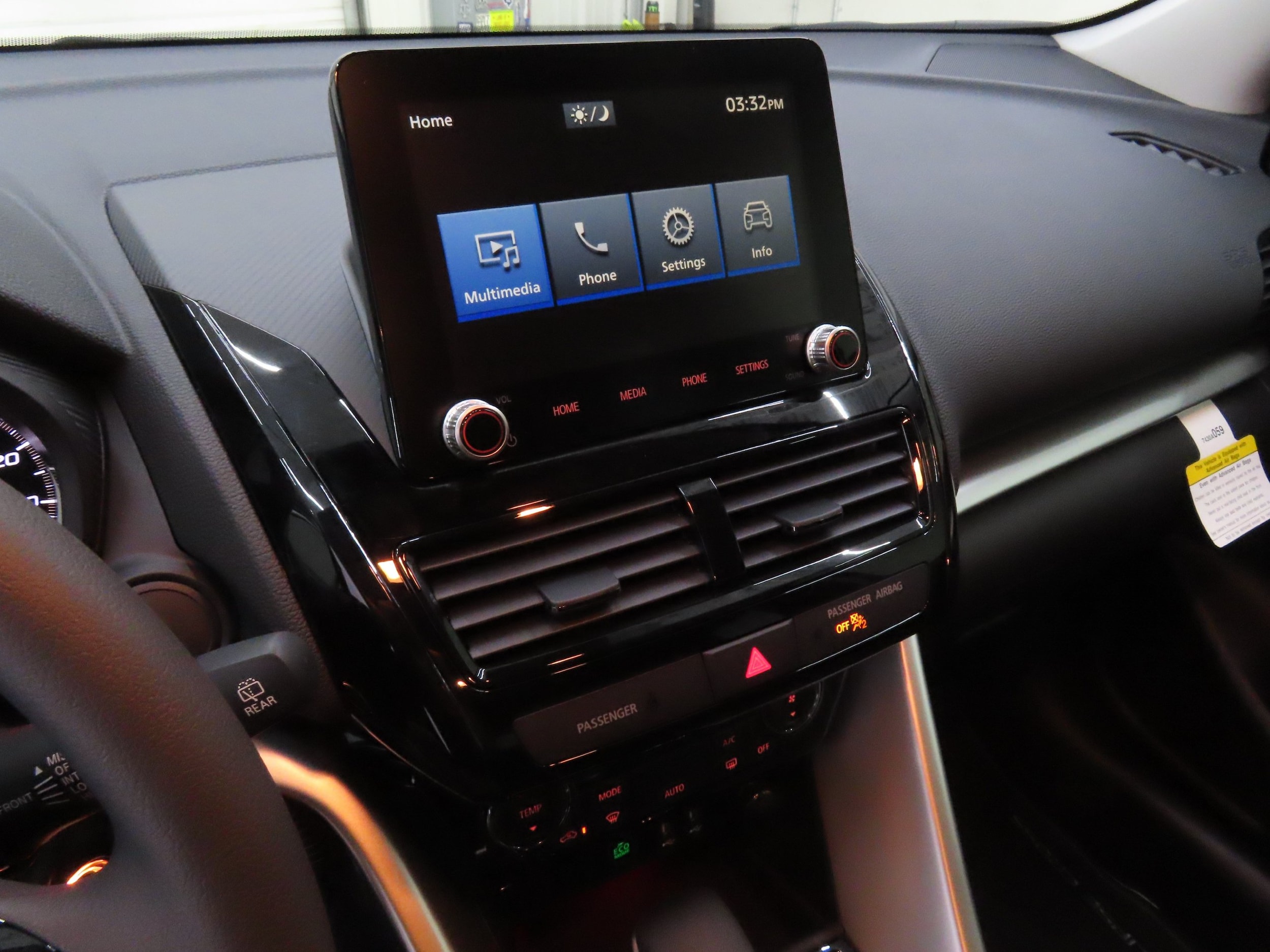 2026 Mitsubishi Eclipse Cross ES - Photo 16