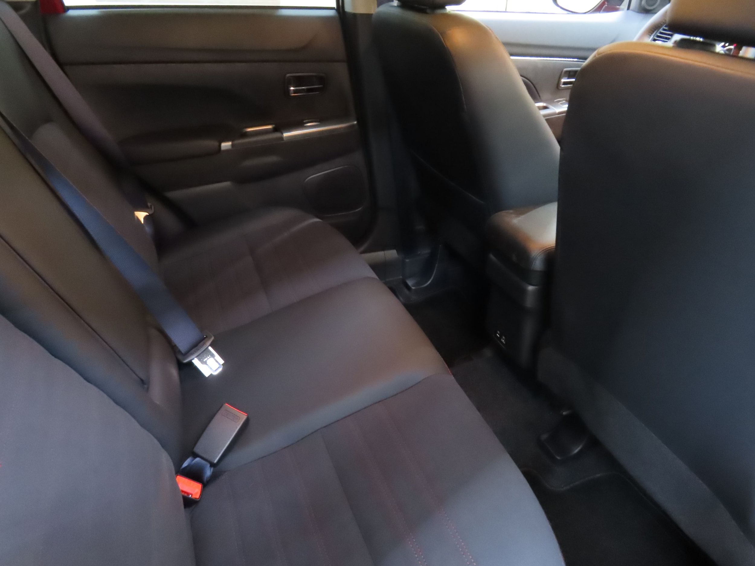 2025 Mitsubishi Outlander Sport SE - Photo 23