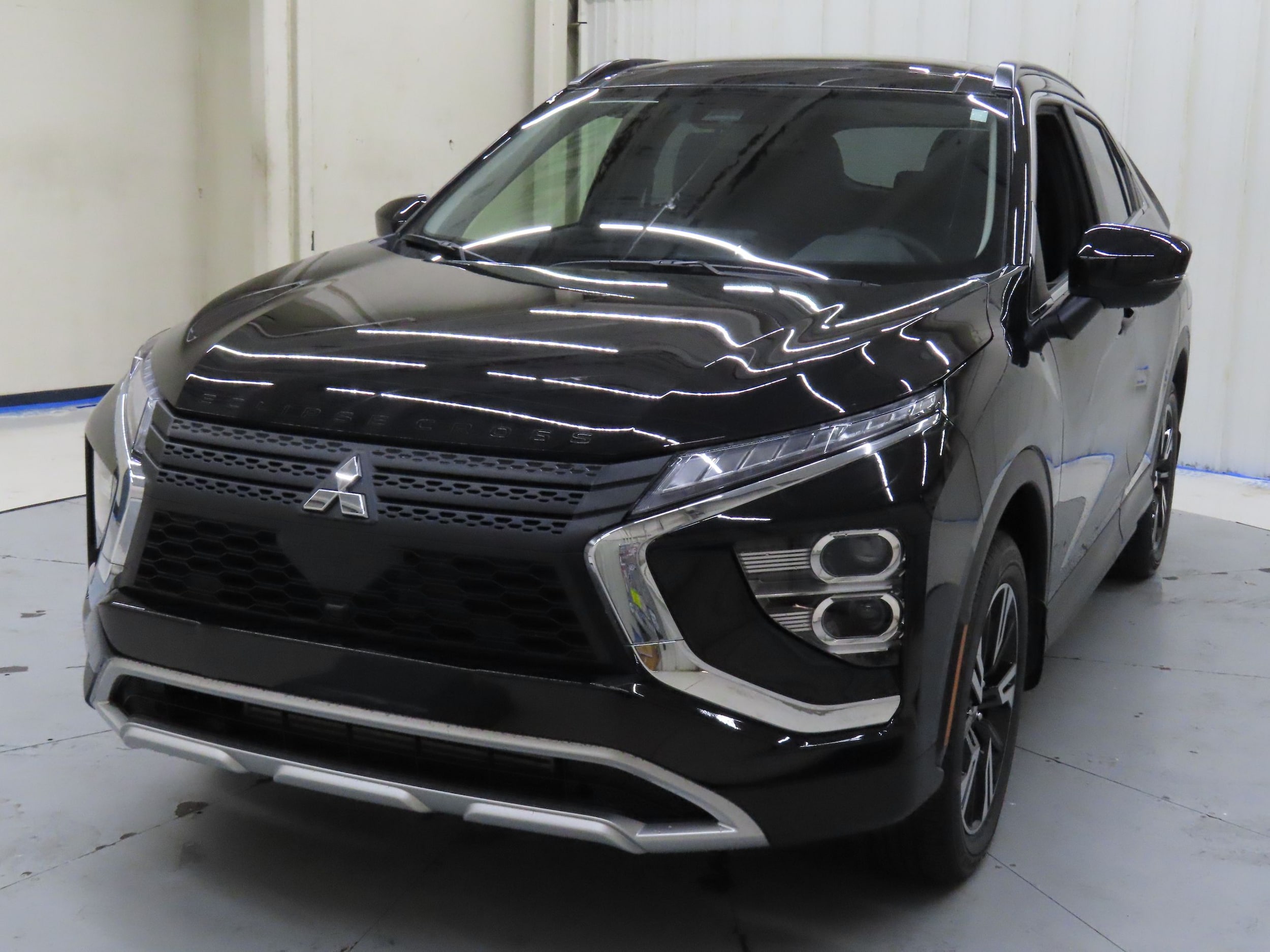 2026 Mitsubishi Eclipse Cross SE - Photo 8