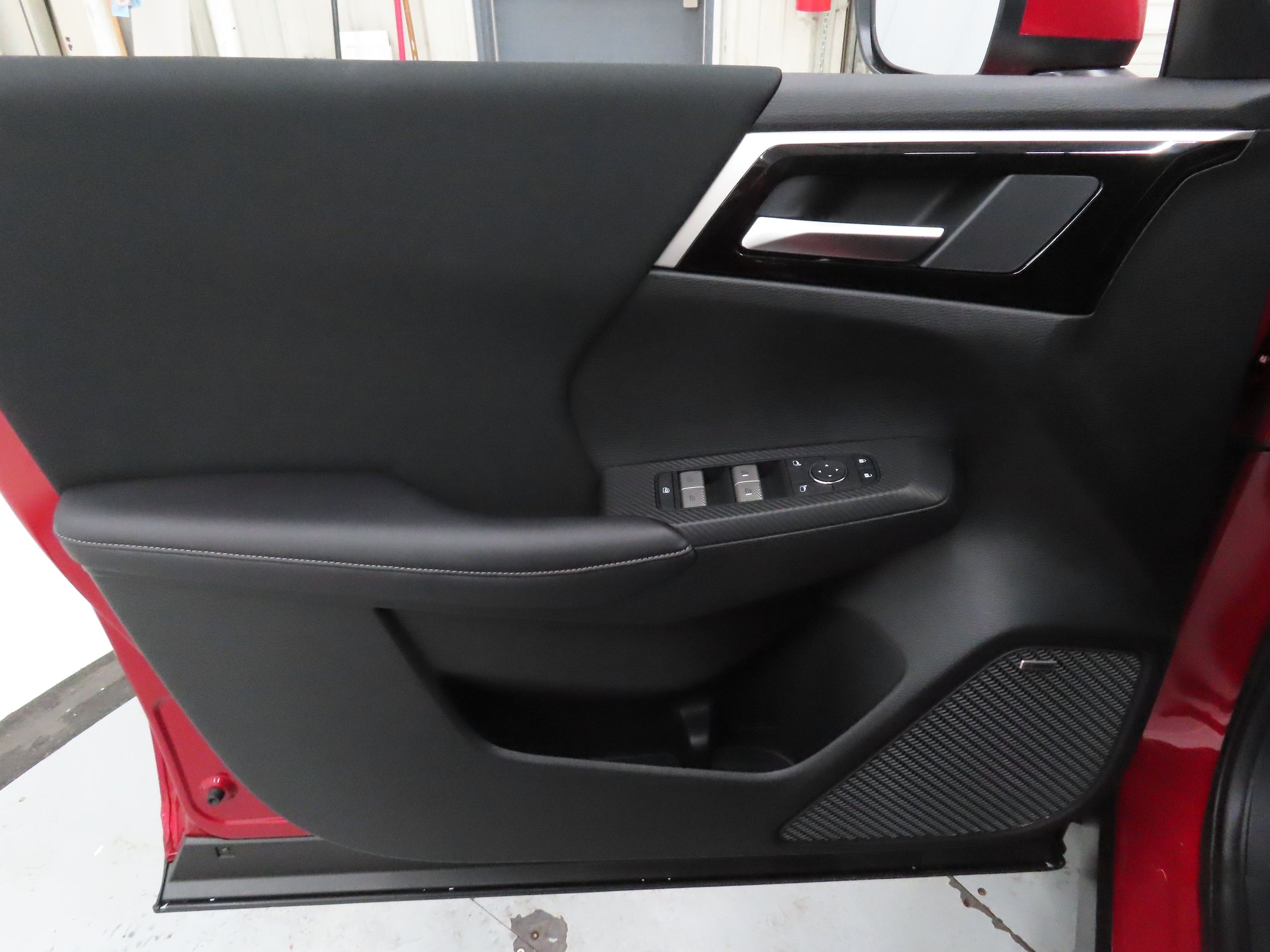 2026 Mitsubishi Outlander ES - Photo 10