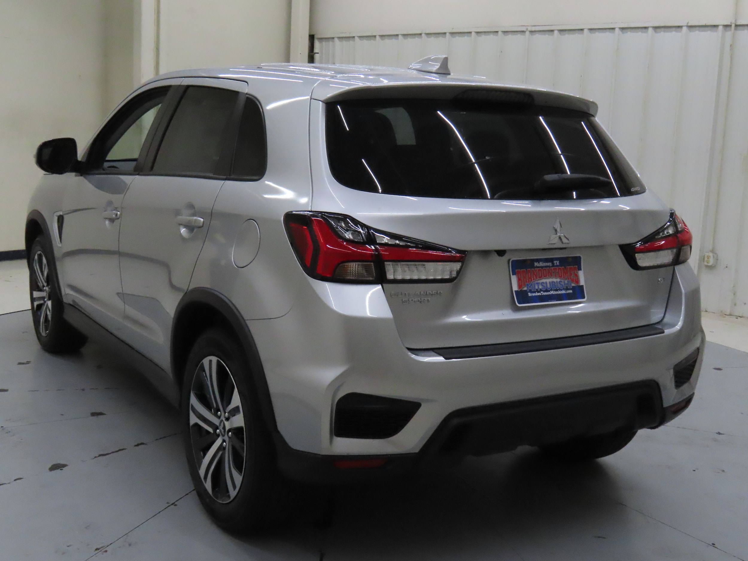 2025 Mitsubishi Outlander Sport SE - Photo 6