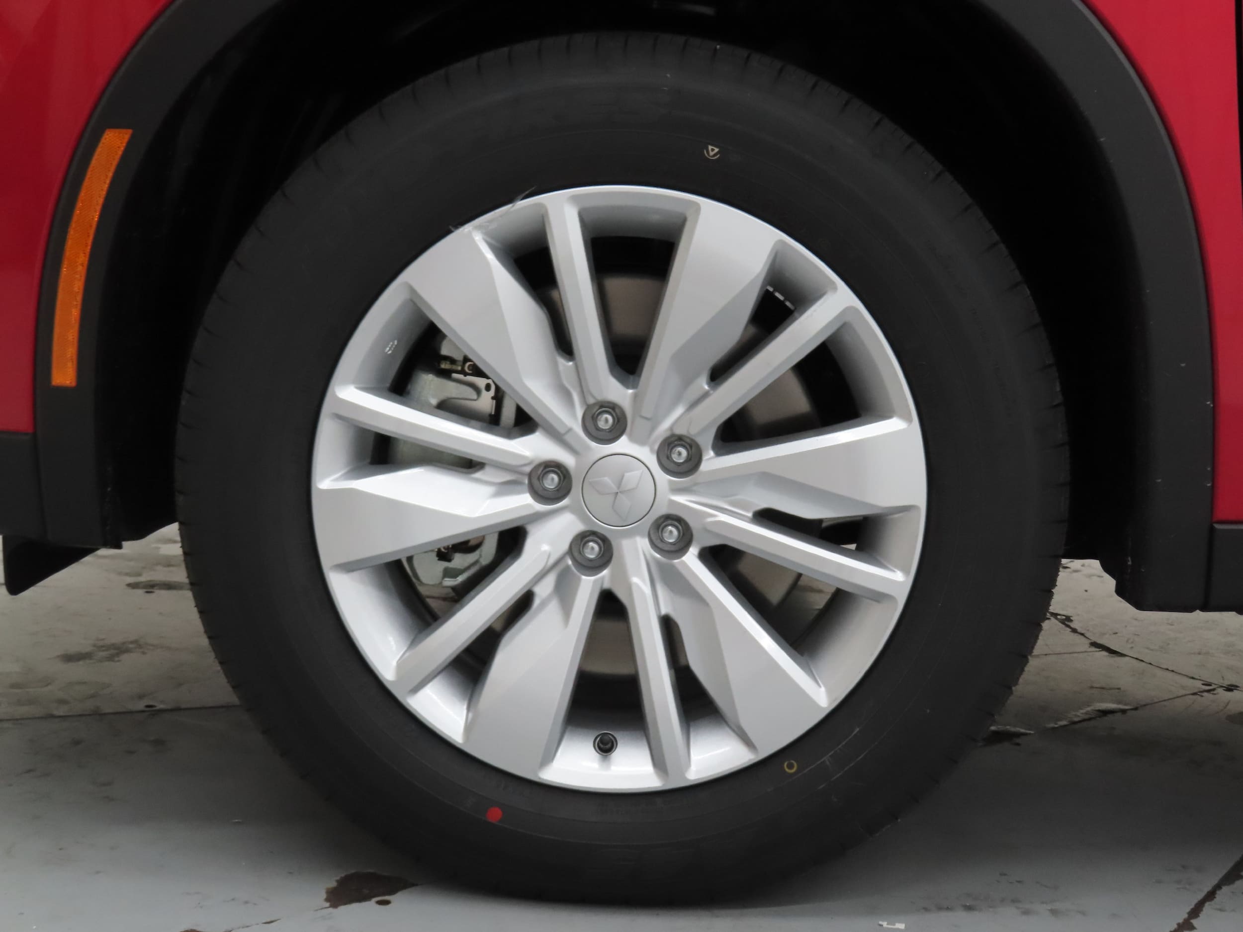 2026 Mitsubishi Outlander ES - Photo 27