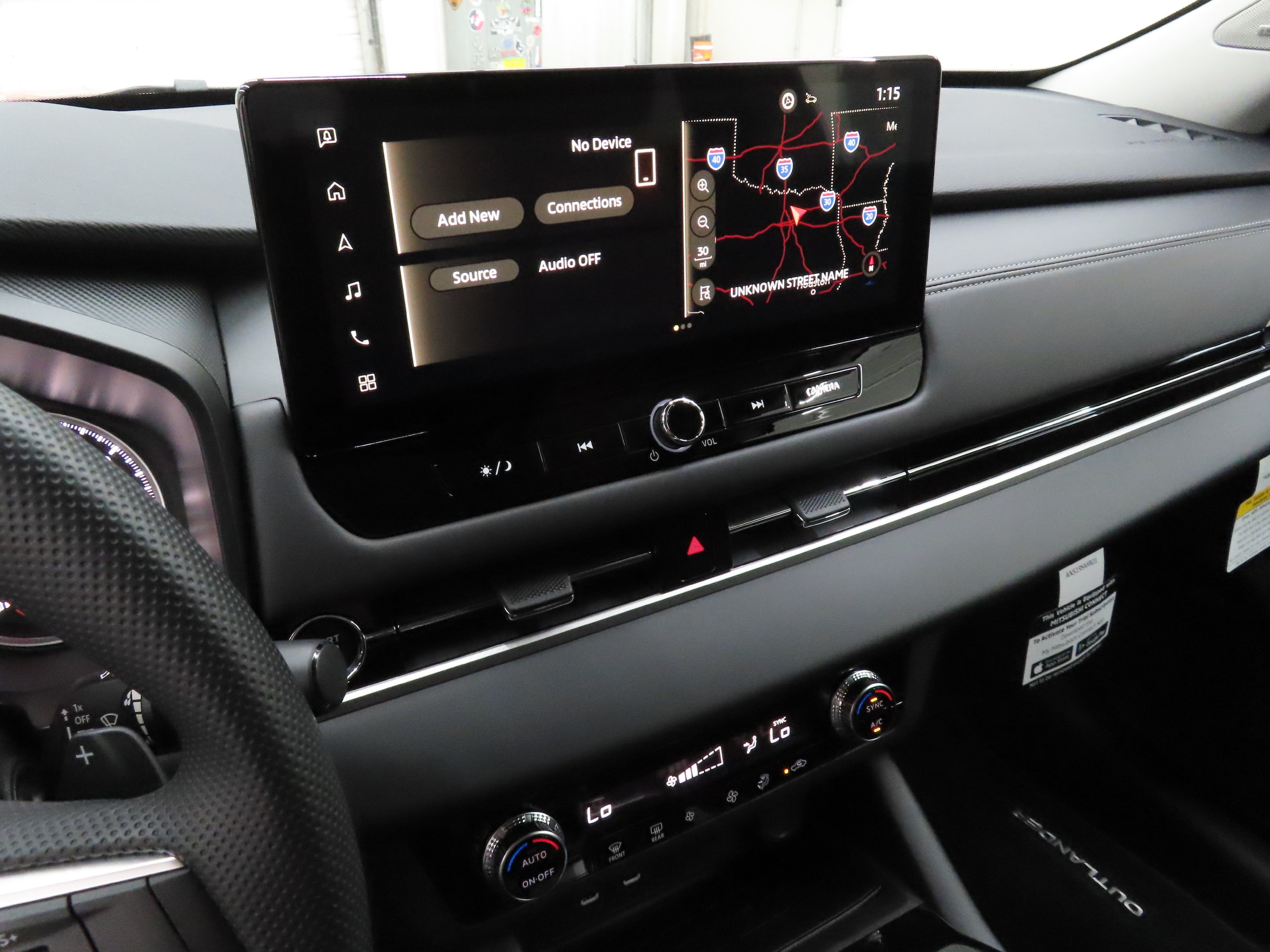 2026 Mitsubishi Outlander ES - Photo 17