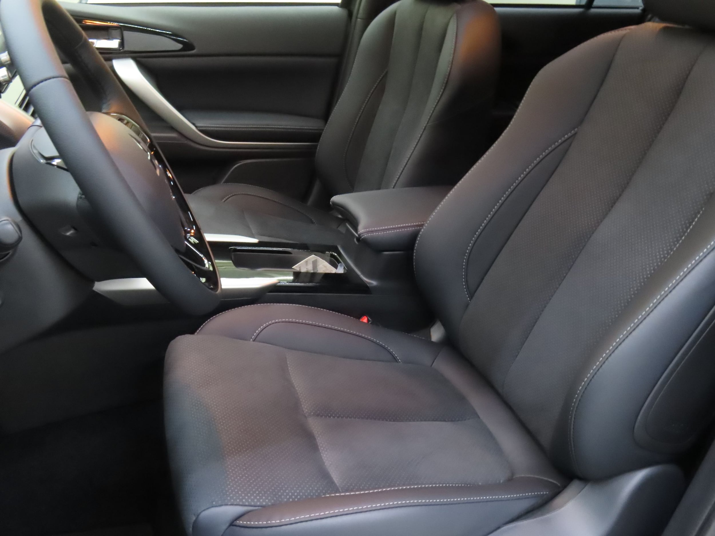 2026 Mitsubishi Eclipse Cross SE - Photo 11