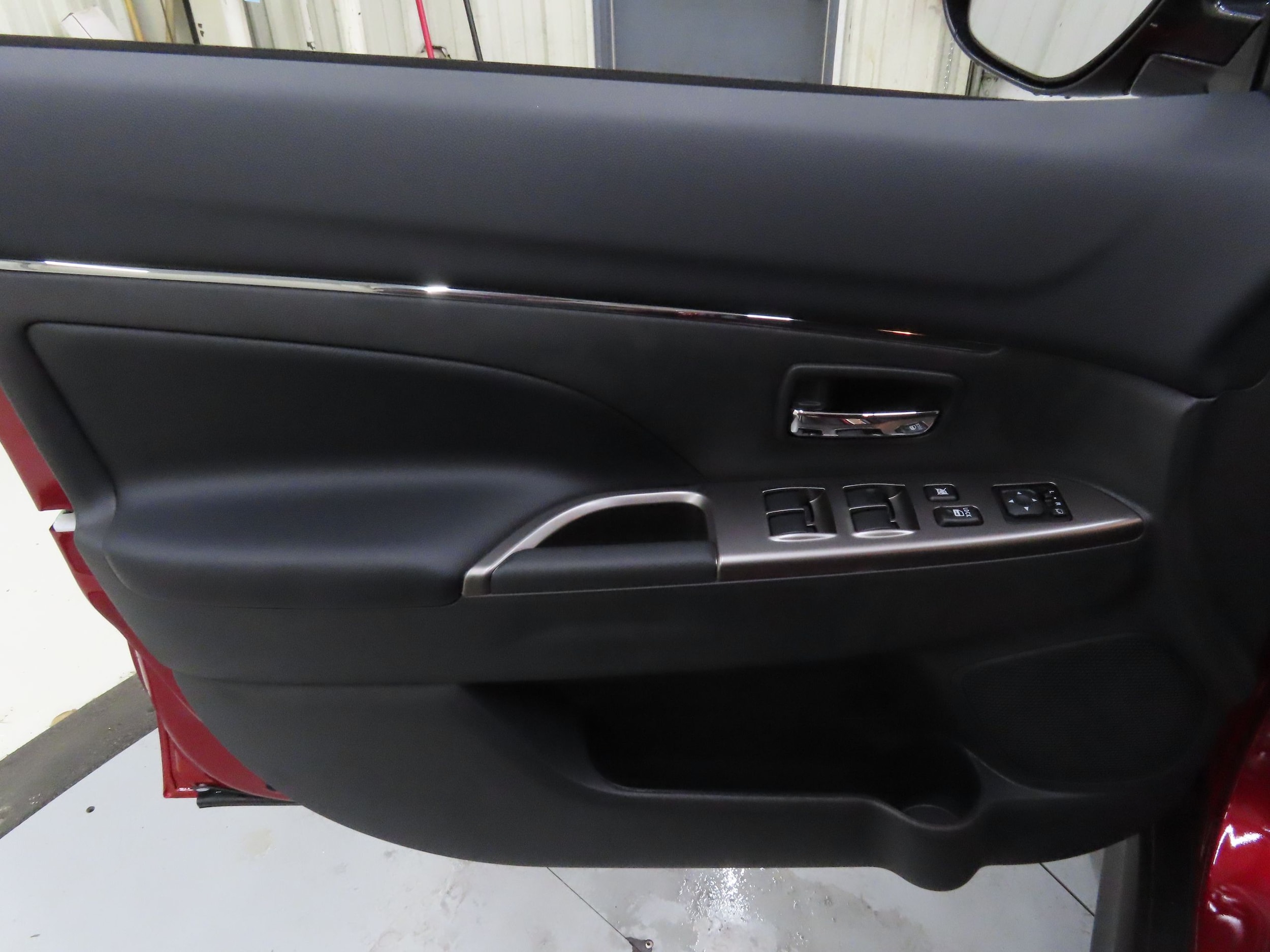 2025 Mitsubishi Outlander Sport SE - Photo 10