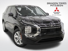 2026 Mitsubishi Outlander ES SUV