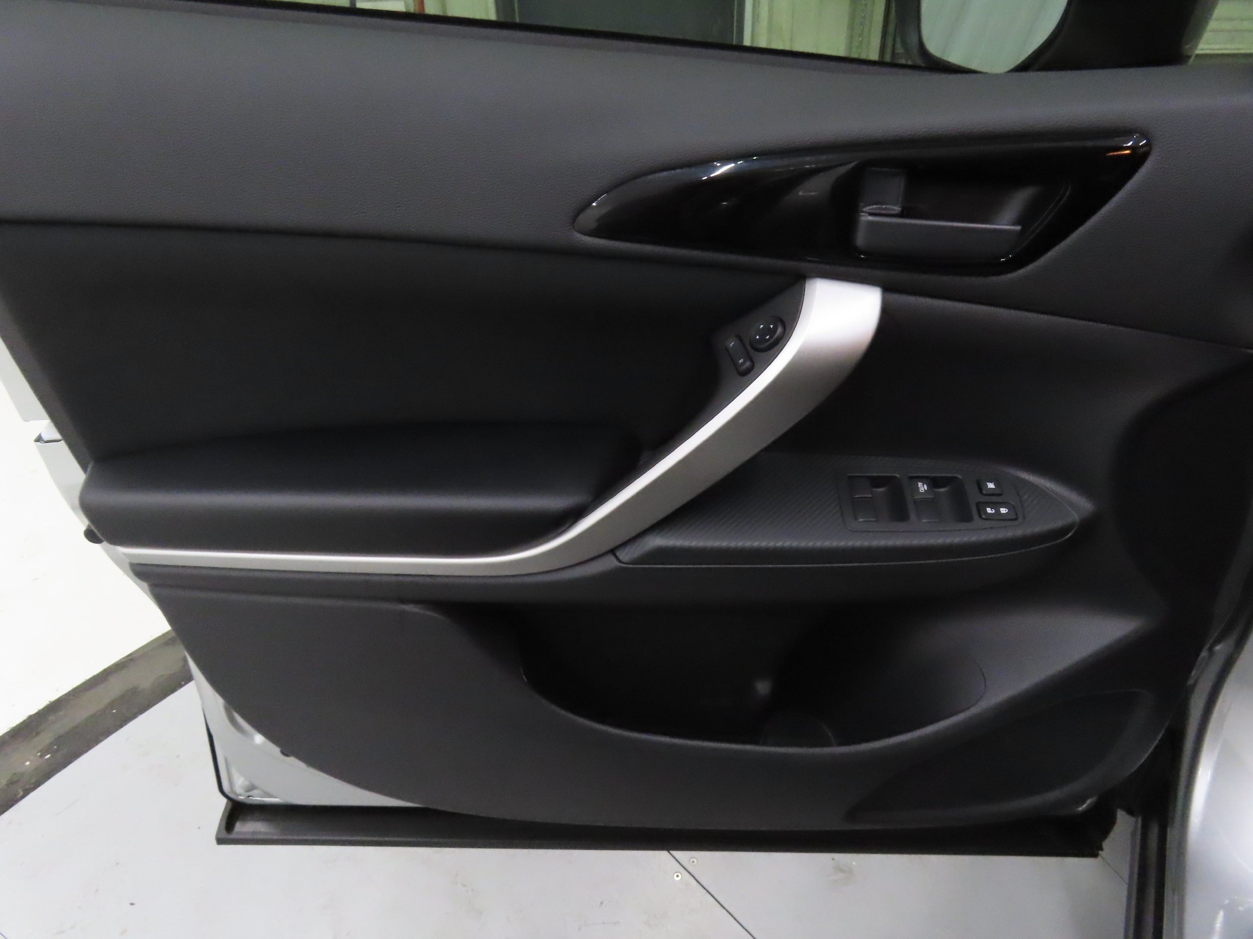 2026 Mitsubishi Eclipse Cross ES - Photo 10