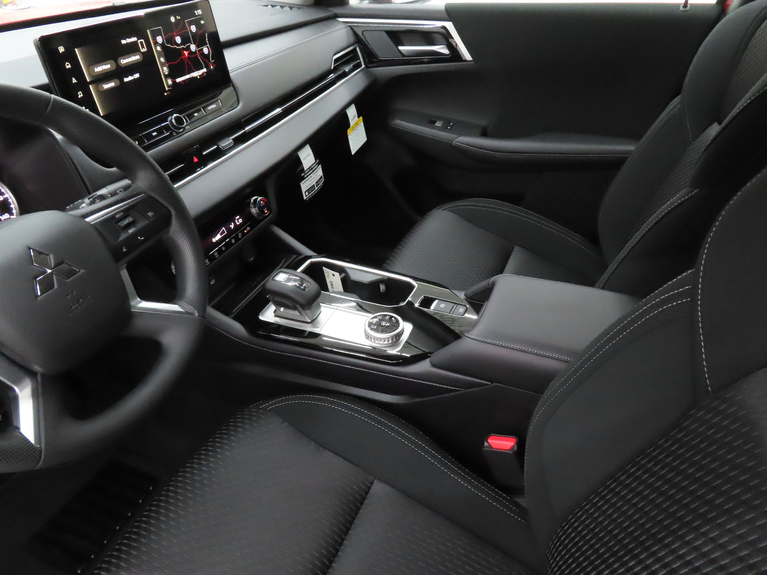2026 Mitsubishi Outlander ES - Photo 21