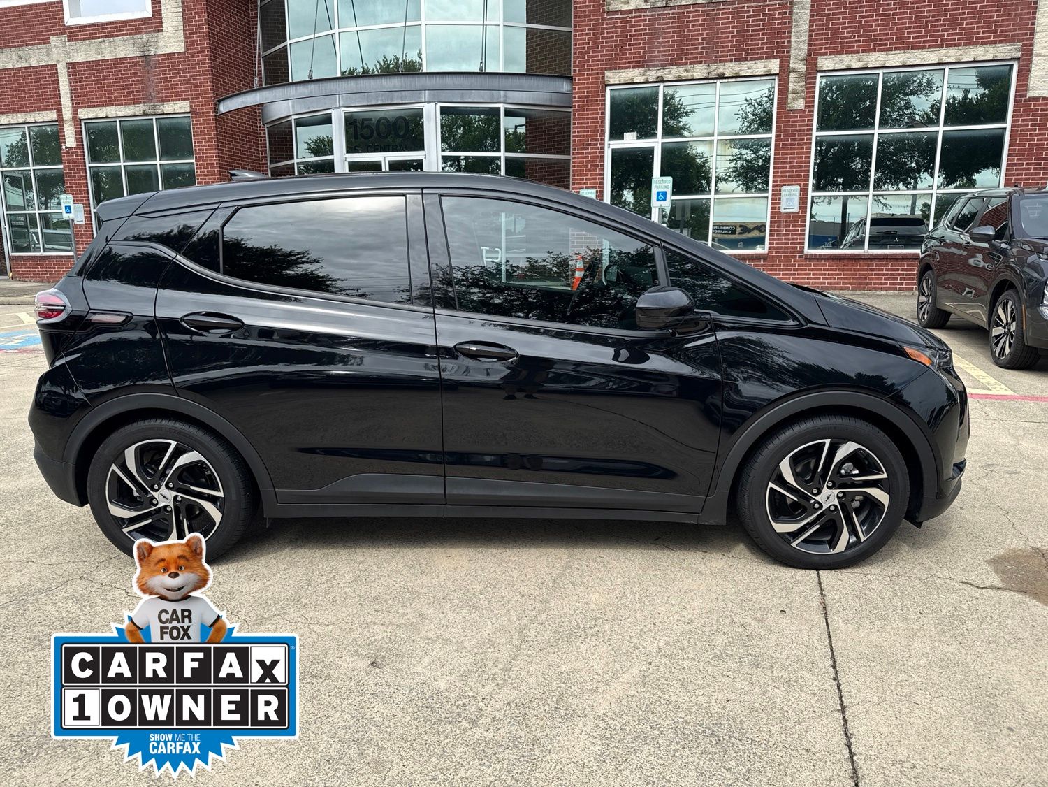 Used 2023 Chevrolet Bolt EV 2LT with VIN 1G1FX6S0XP4181870 for sale in McKinney, TX