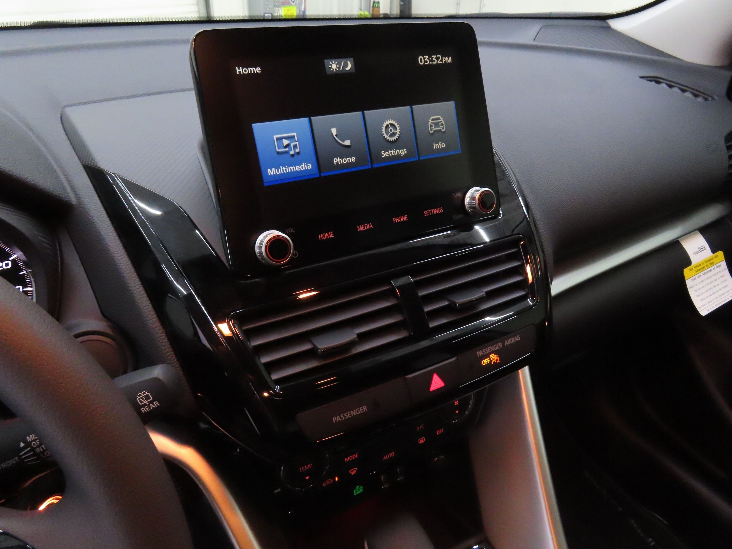 2026 Mitsubishi Eclipse Cross ES - Photo 16