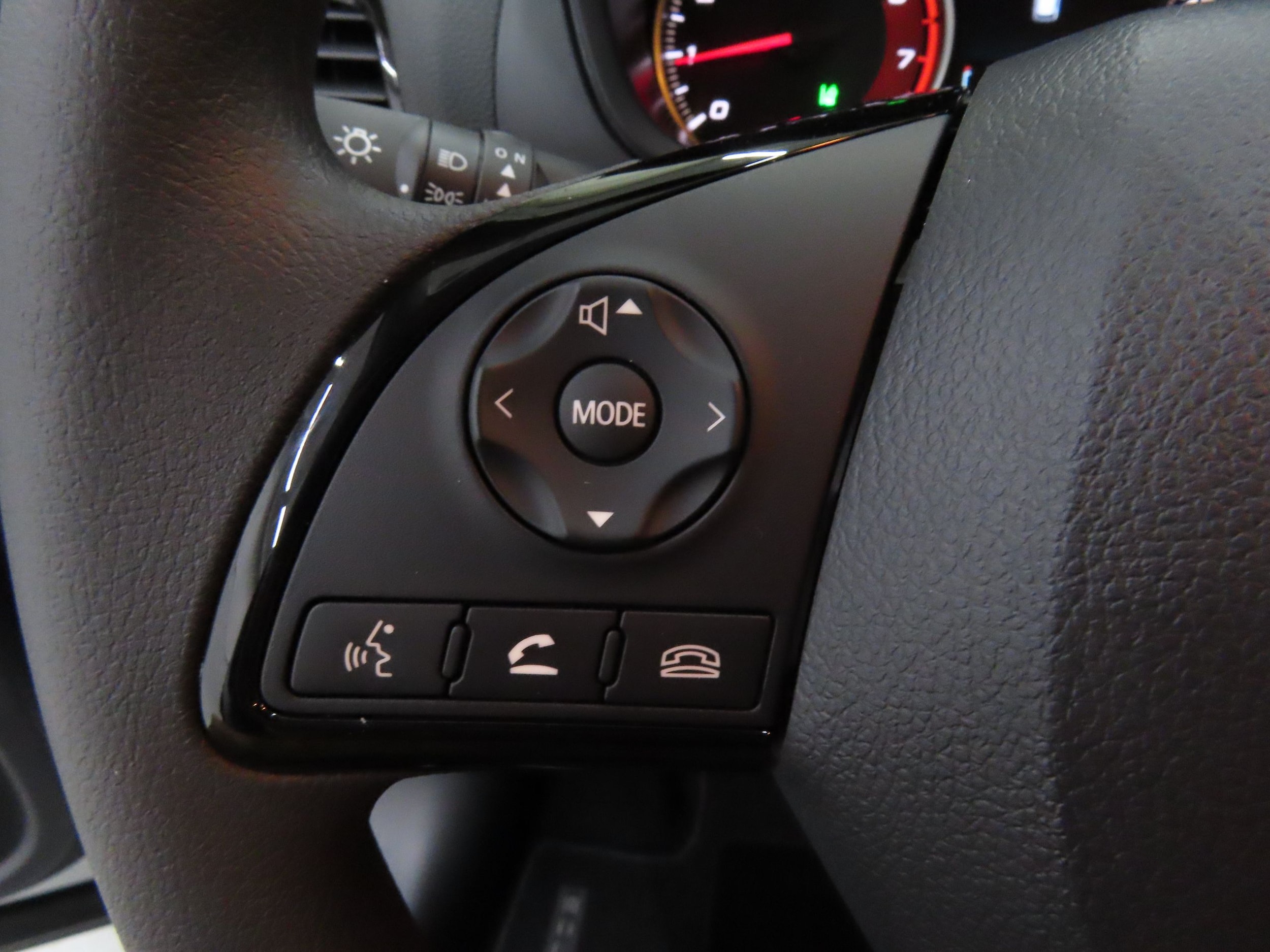 2026 Mitsubishi Eclipse Cross ES - Photo 12