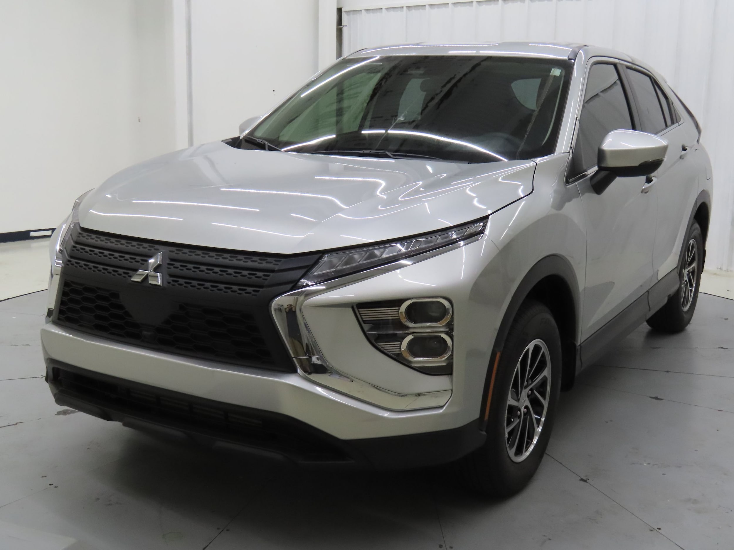 2026 Mitsubishi Eclipse Cross ES - Photo 8