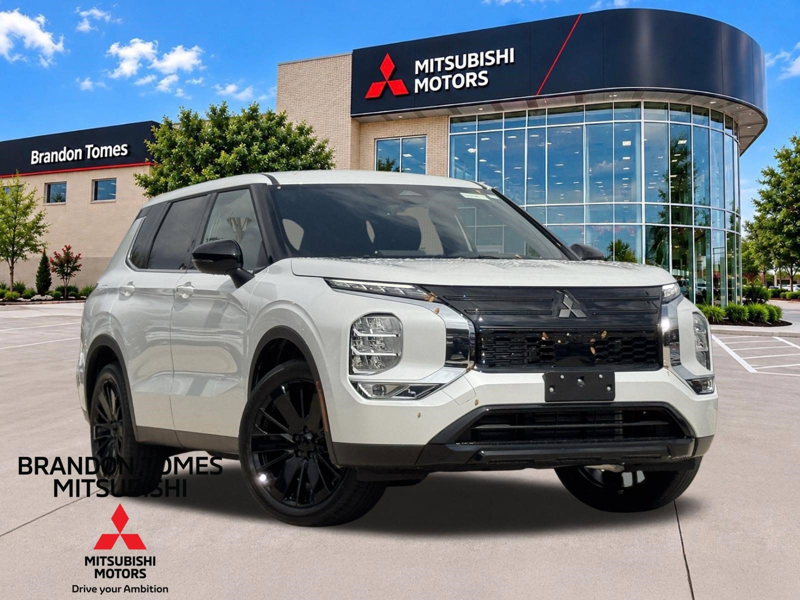2026 Mitsubishi Outlander LE
