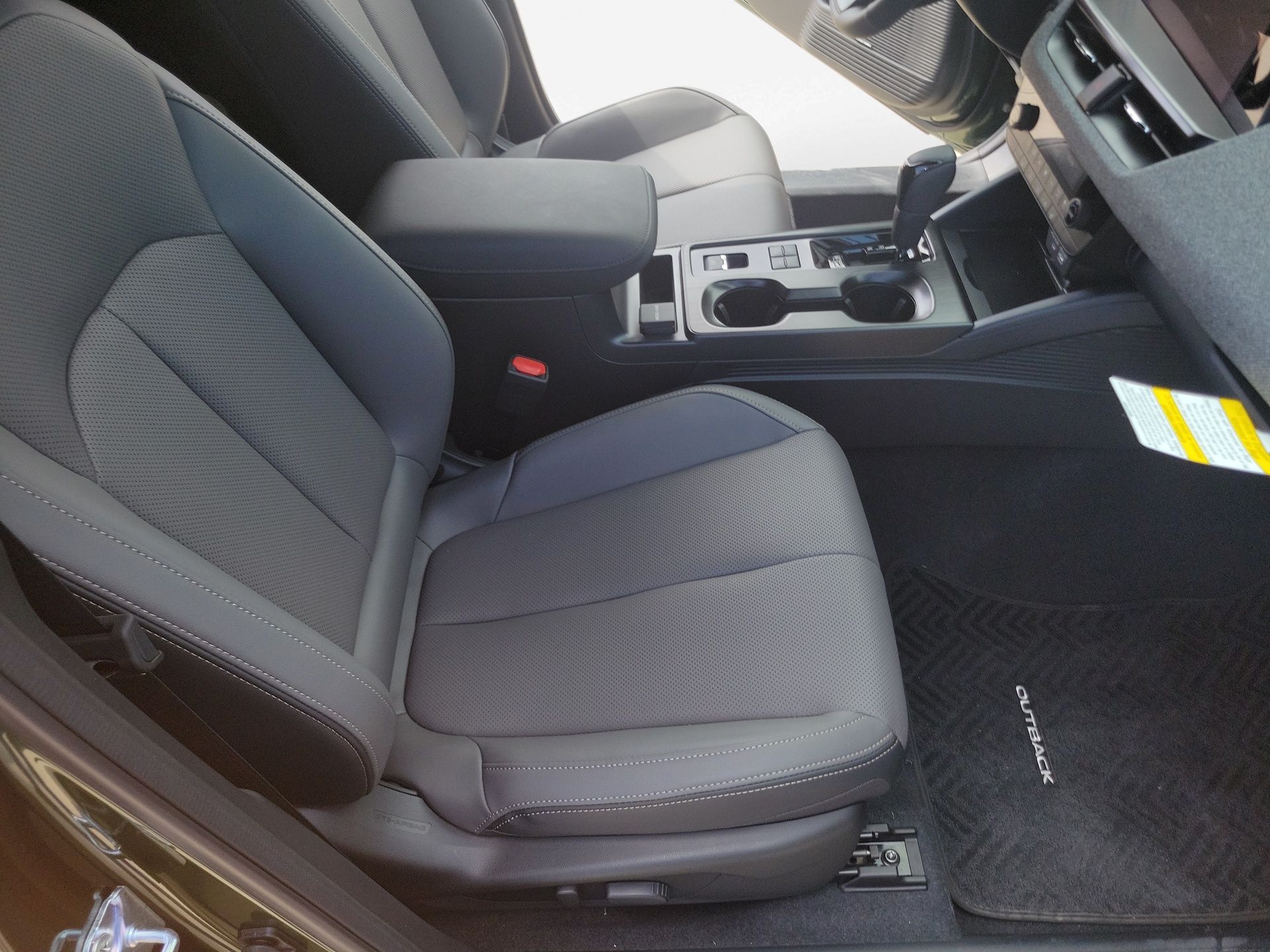 2026 Subaru Outback Limited - Photo 28
