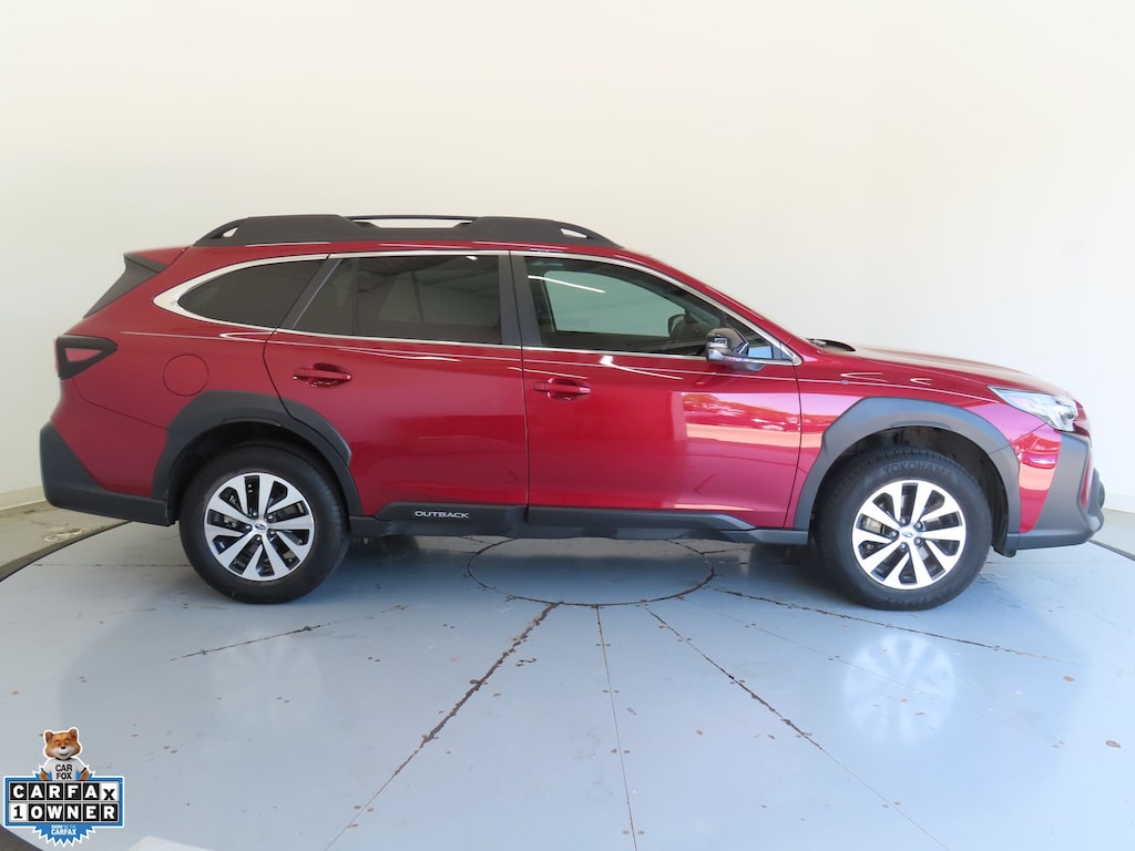Used 2025 Subaru Outback Premium SUV