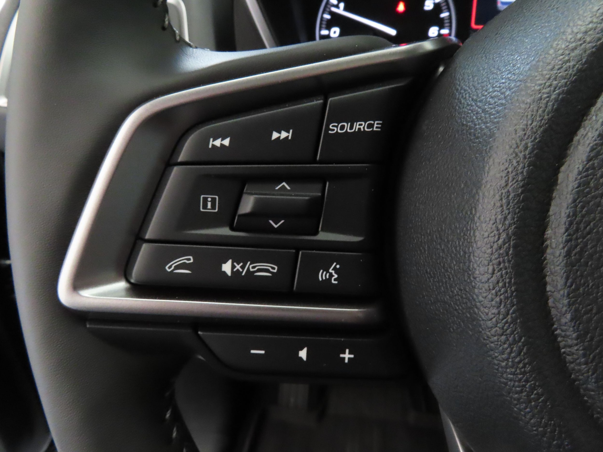 2026 Subaru Ascent Touring - Photo 12