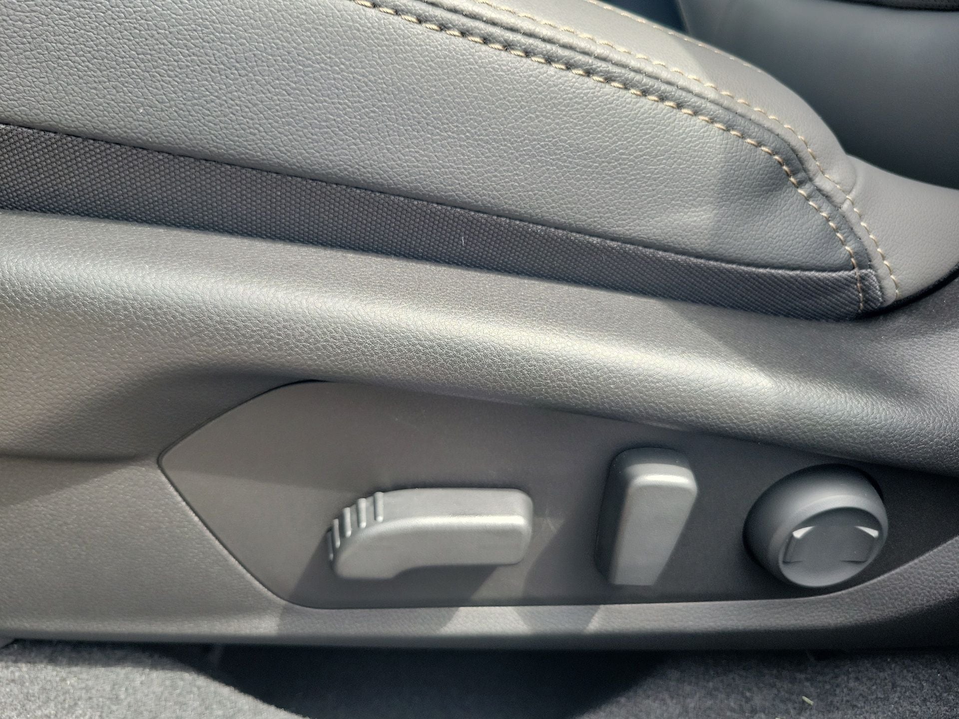 2026 Subaru Outback Limited - Photo 15