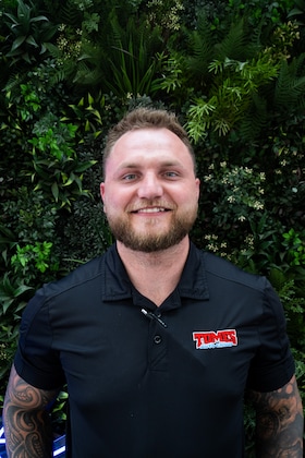 Staff member Justin Sutton from ID_2517fa
