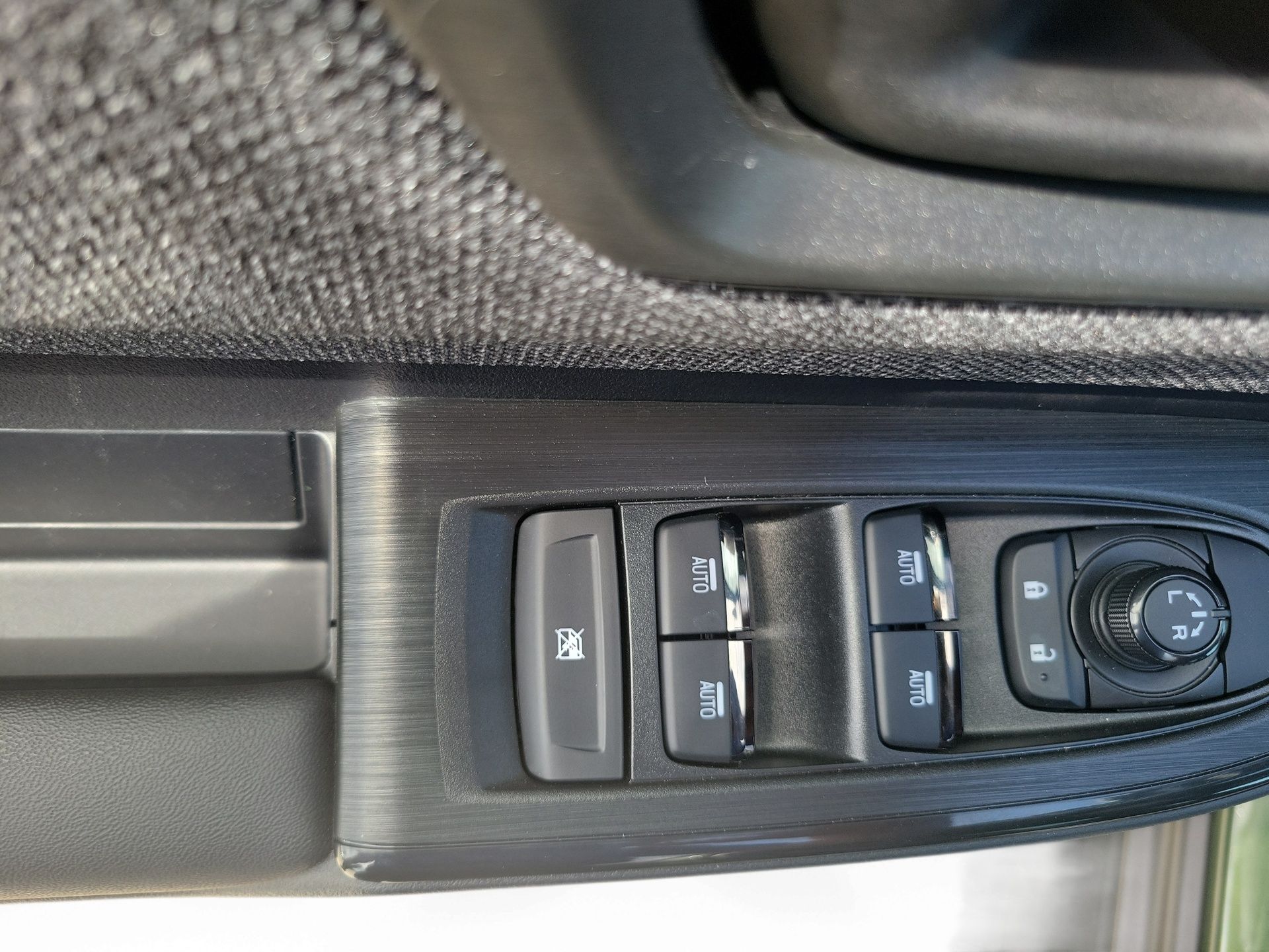 2026 Subaru Outback Limited - Photo 16