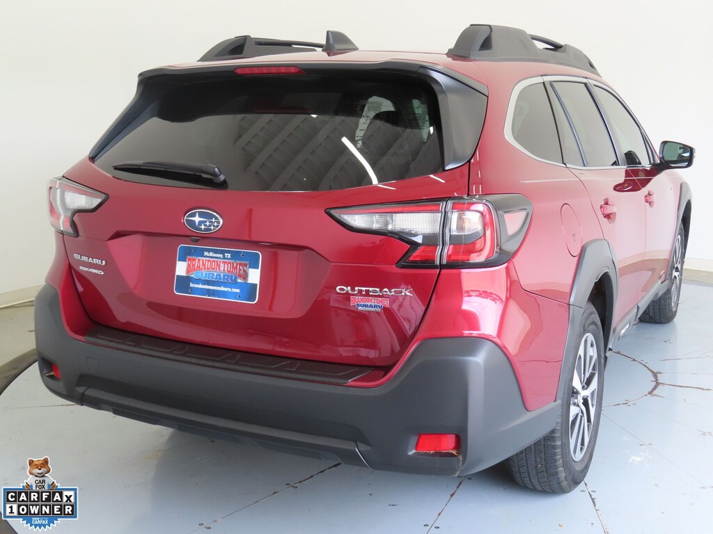Used 2025 Subaru Outback Premium SUV