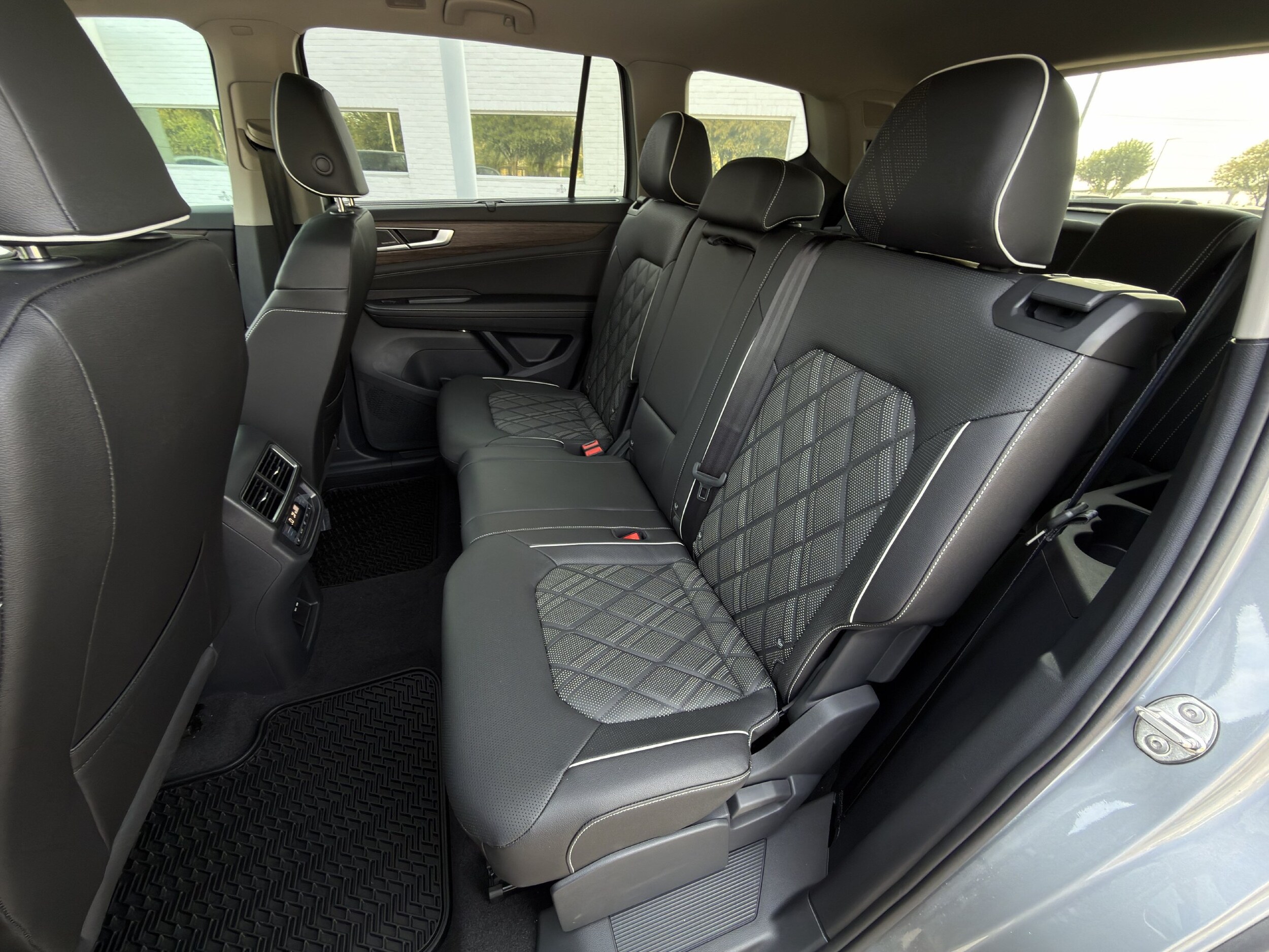 2026 Volkswagen Atlas SEL Premium R-Line - Photo 21