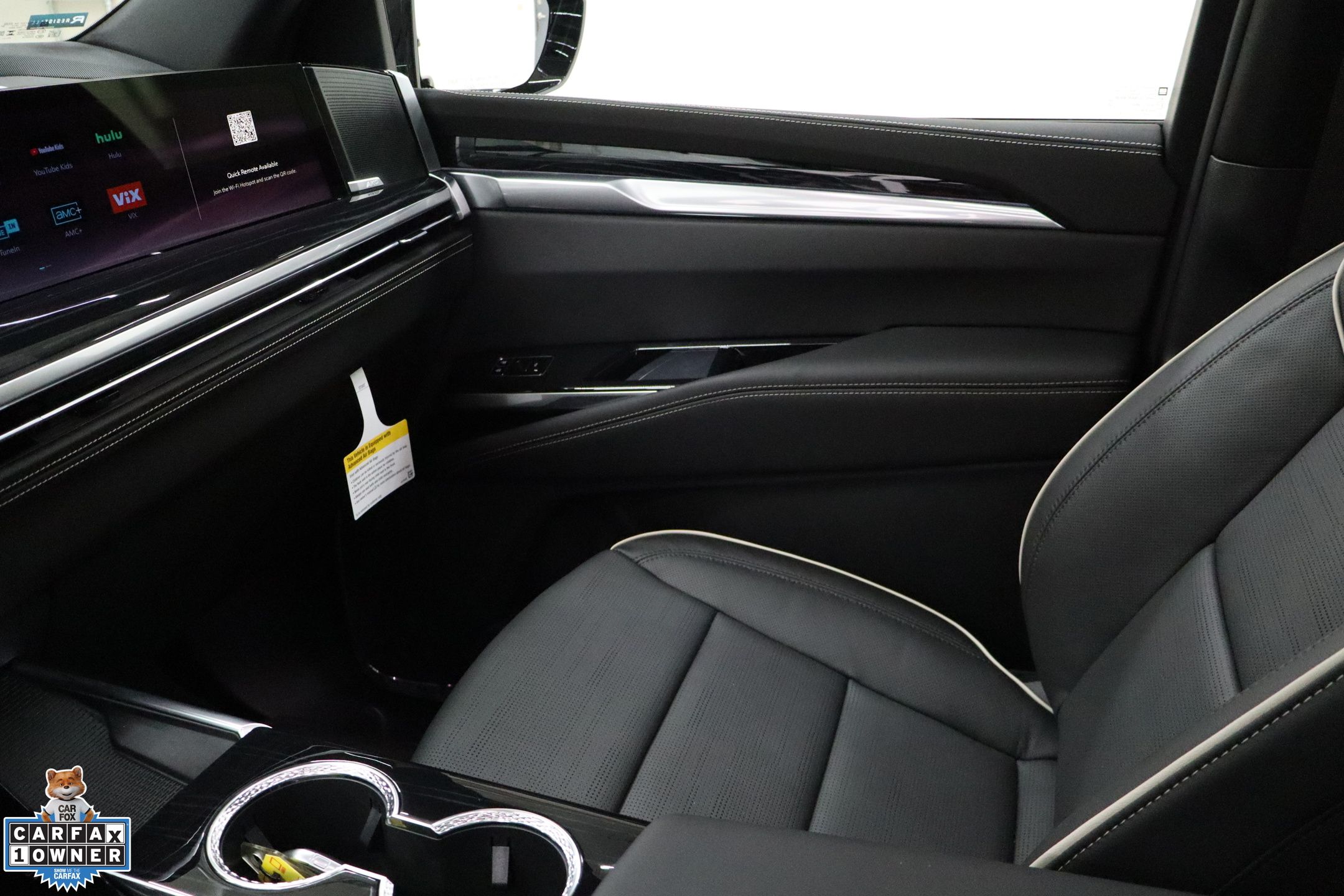 2026 Cadillac Escalade Sport - Photo 23