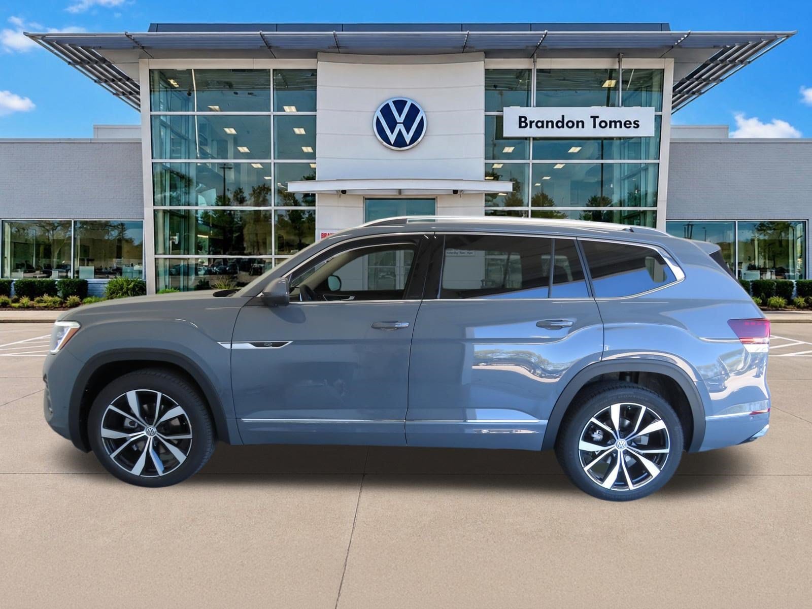 2026 Volkswagen Atlas SEL Premium R-Line - Photo 7