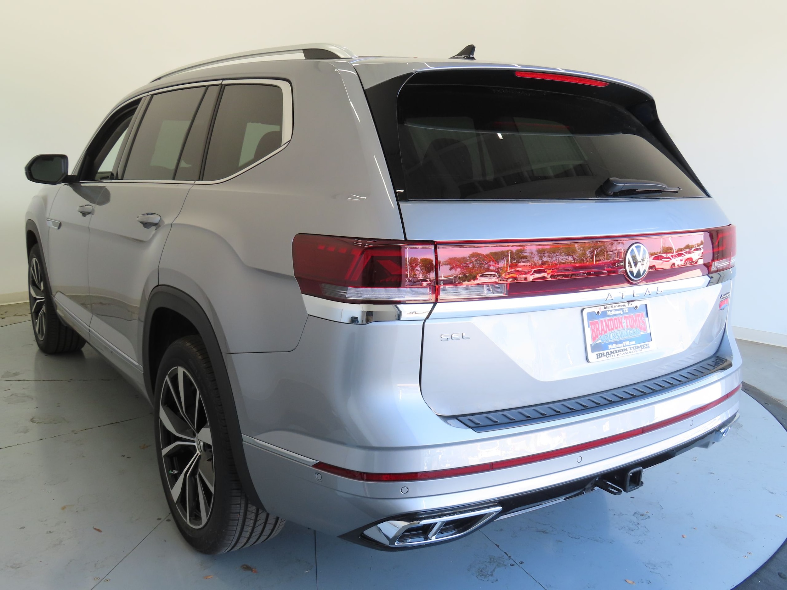 2026 Volkswagen Atlas SEL Premium R-Line - Photo 6