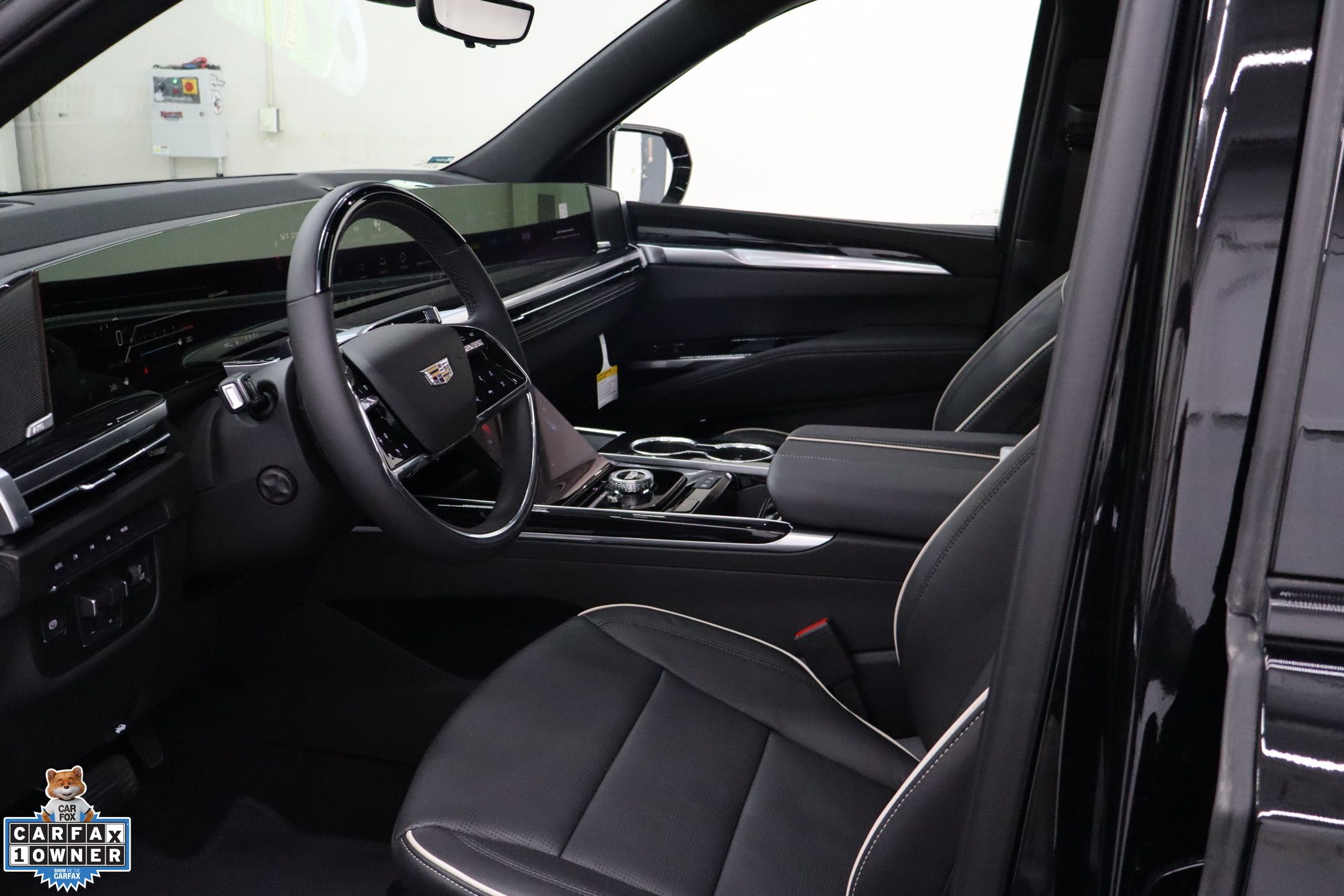 2026 Cadillac Escalade Sport - Photo 25