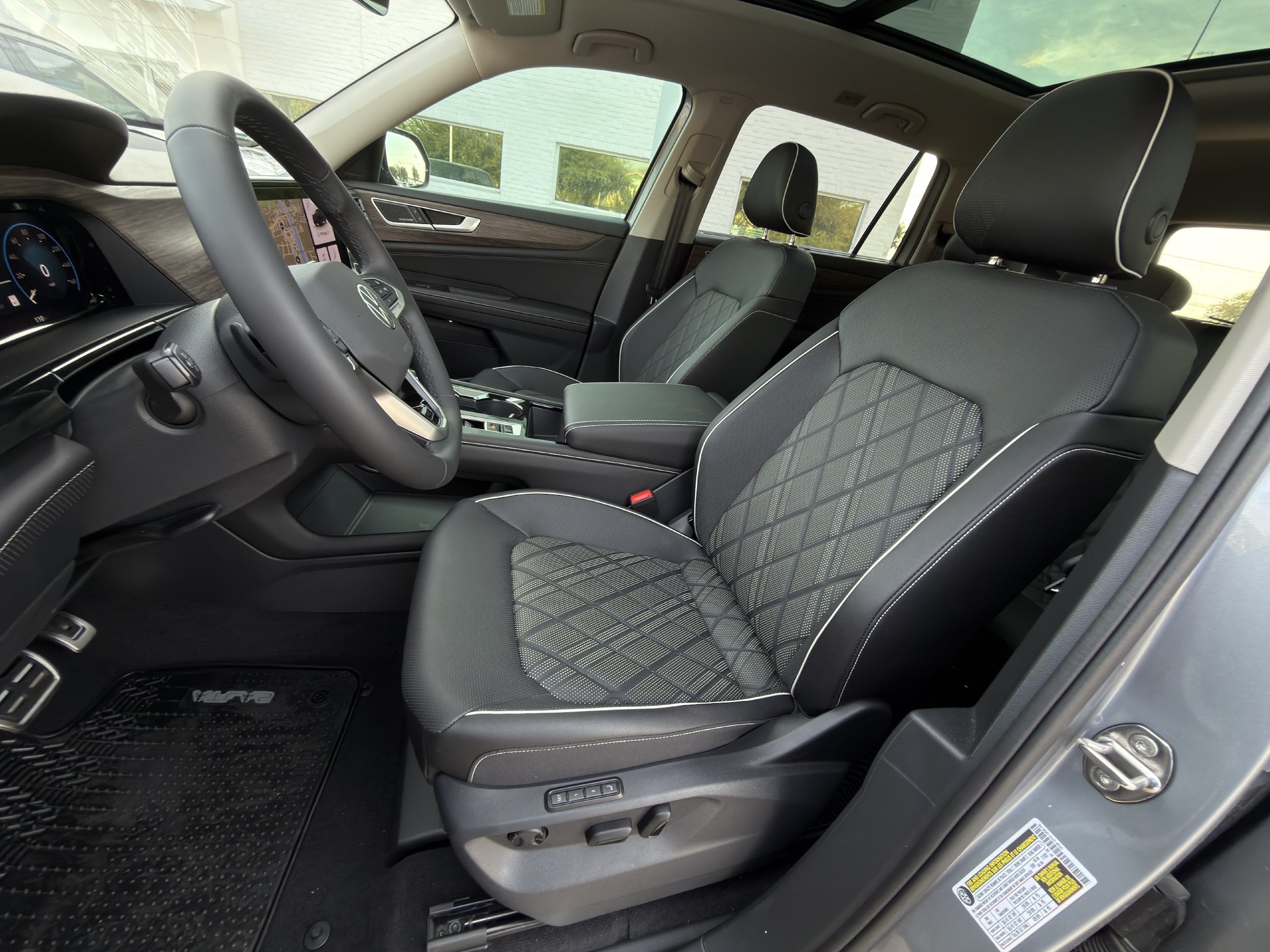 2026 Volkswagen Atlas SEL Premium R-Line - Photo 19