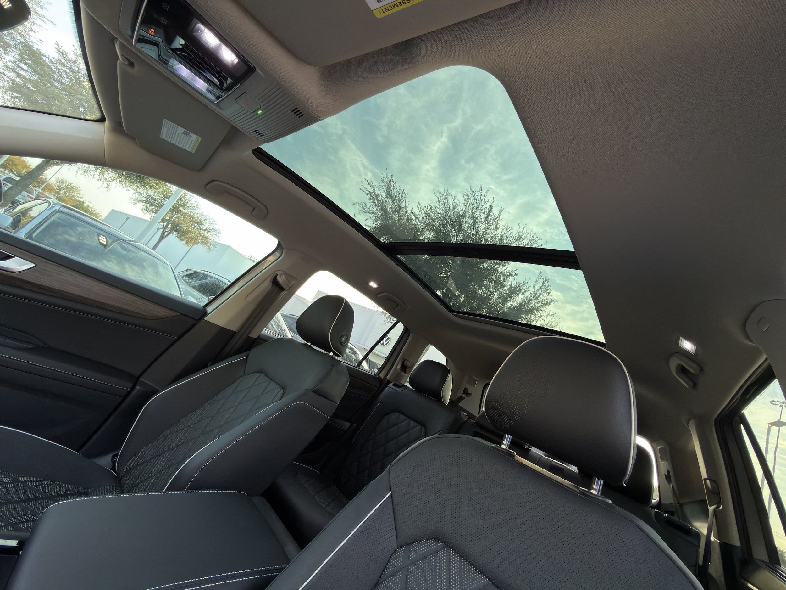 2026 Volkswagen Atlas SEL Premium R-Line - Photo 19