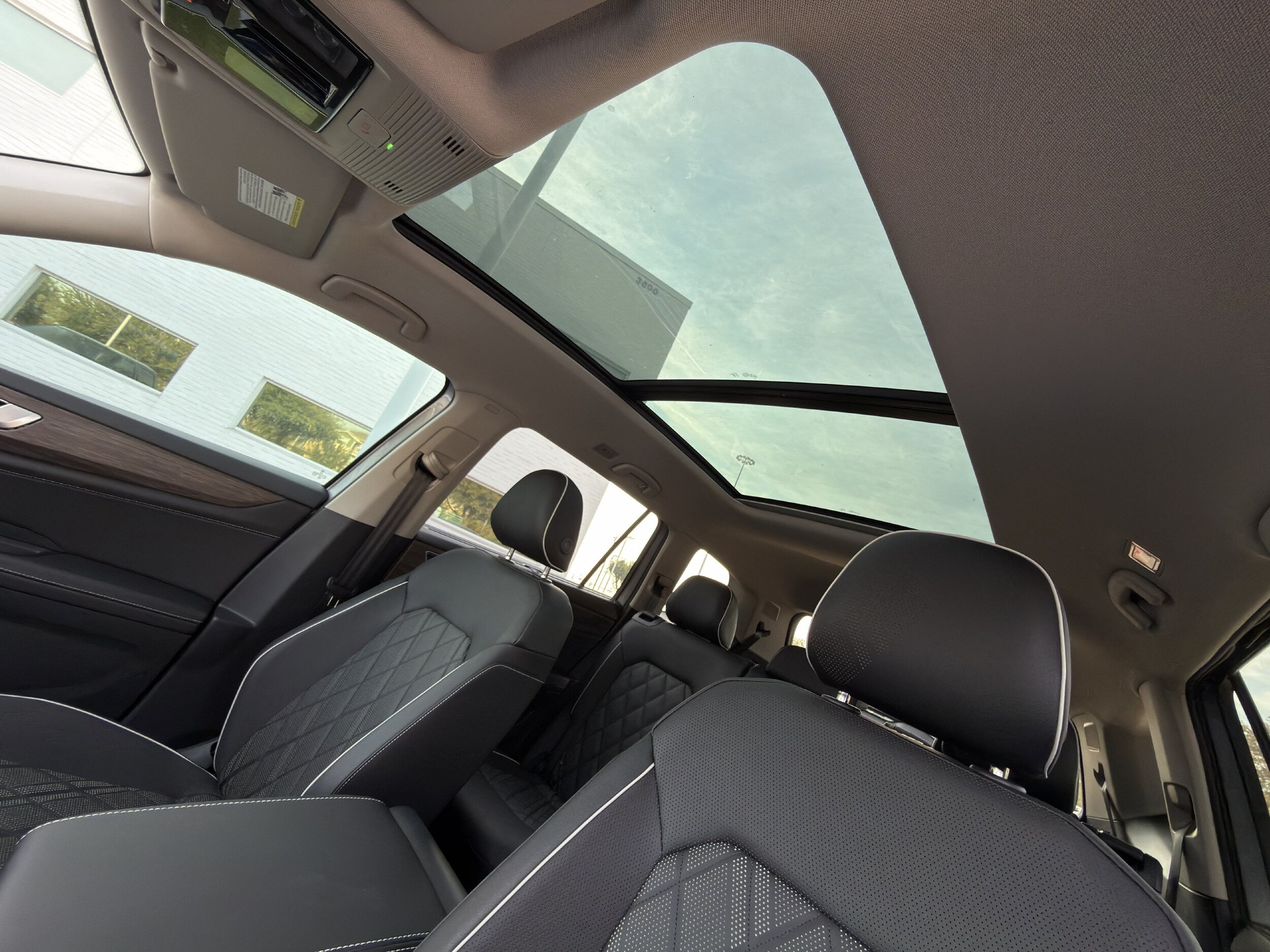 2026 Volkswagen Atlas SEL Premium R-Line - Photo 20