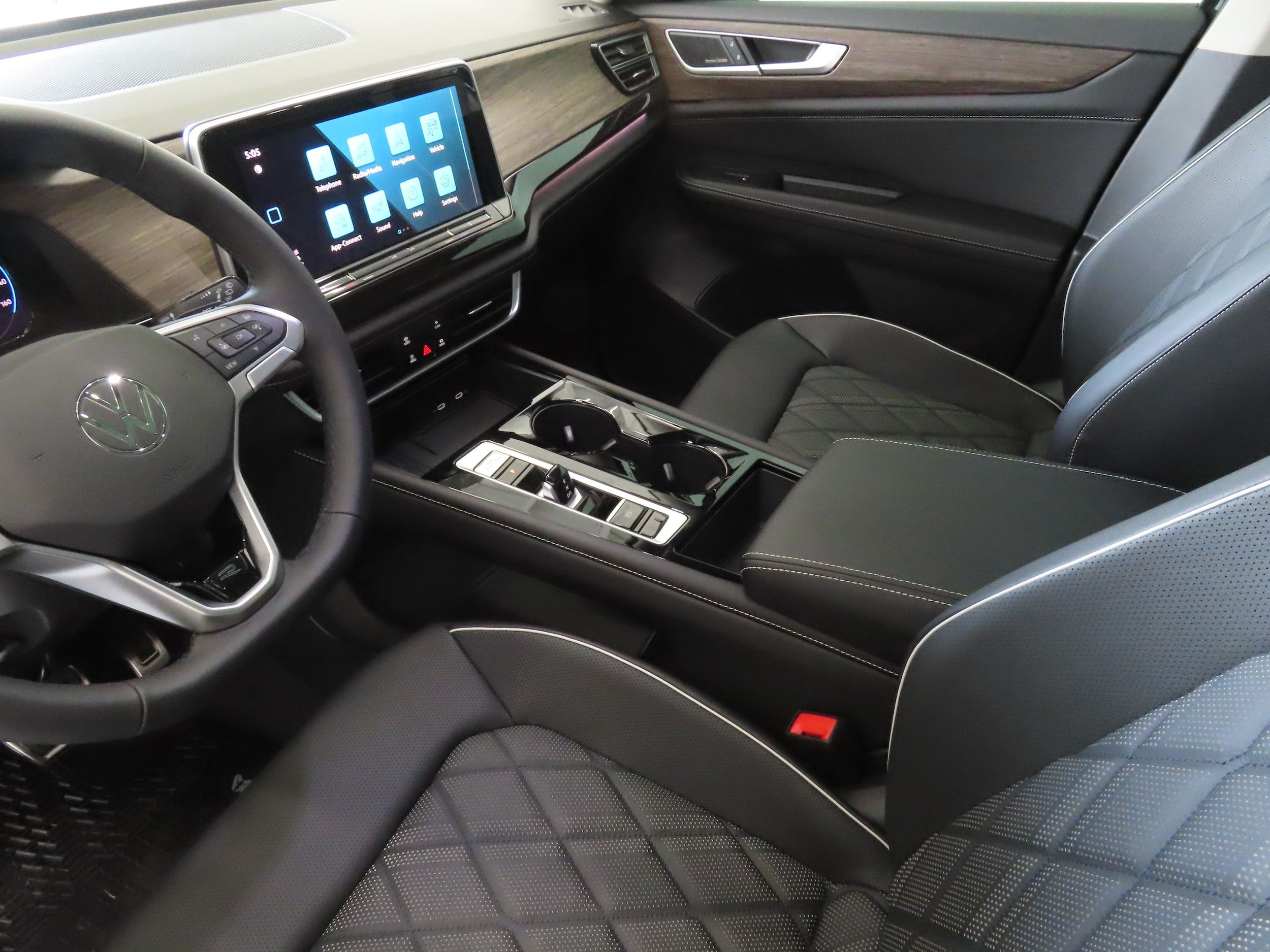 2026 Volkswagen Atlas SEL Premium R-Line - Photo 22