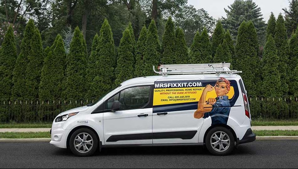 Ford Transit Connect 2017.JPG