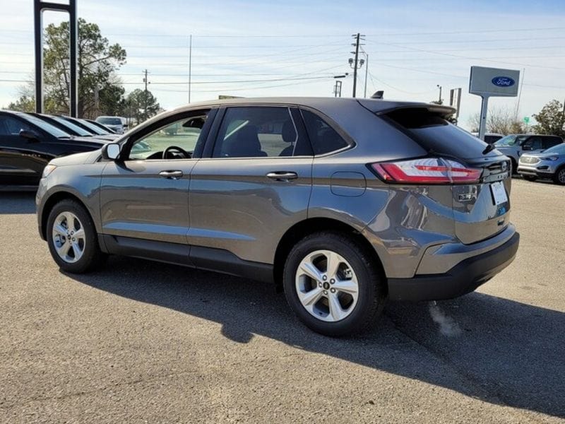 2024 Ford Edge SE - Photo 9