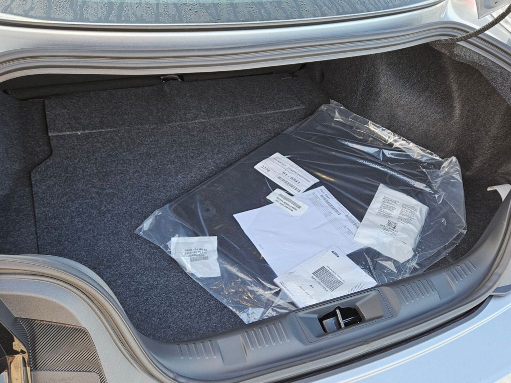 2025 Ford Mustang EcoBoost Premium Fastback - Photo 9