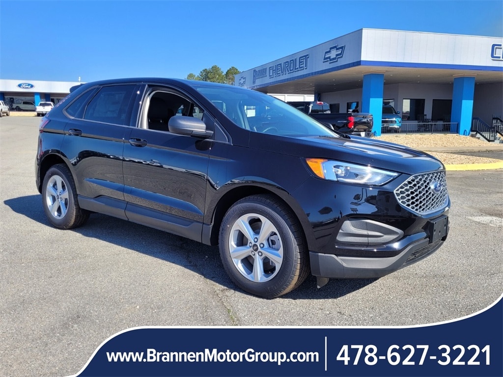 2024 Ford Edge SE's photo
