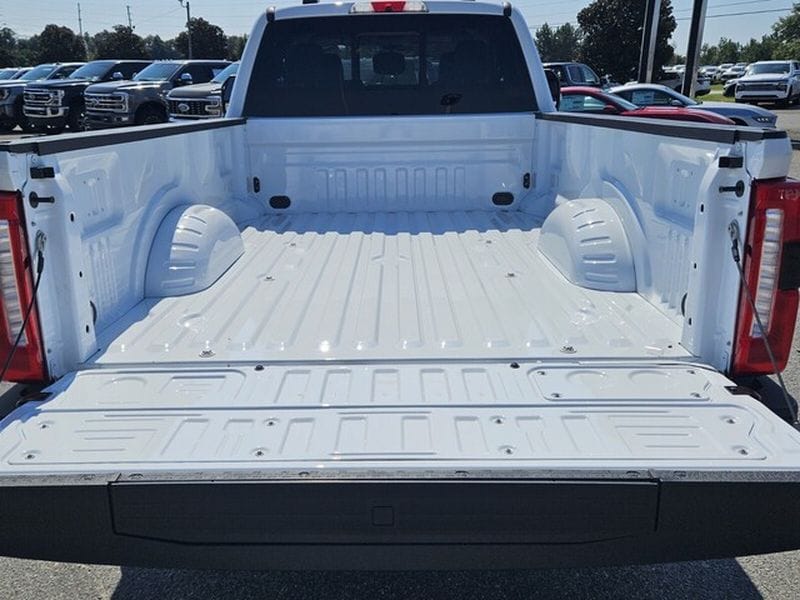 2026 Ford F-350 Super Duty XL - Photo 10