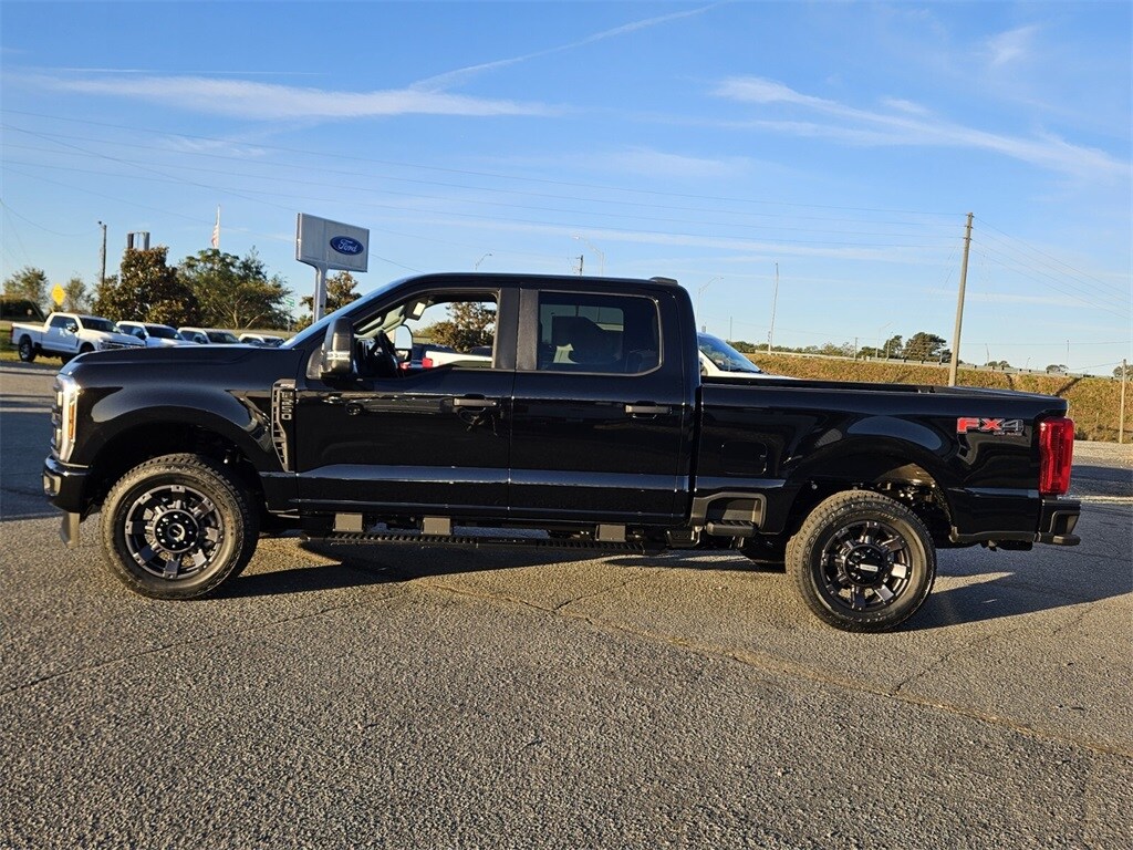 2026 Ford F-250 XL photo 4