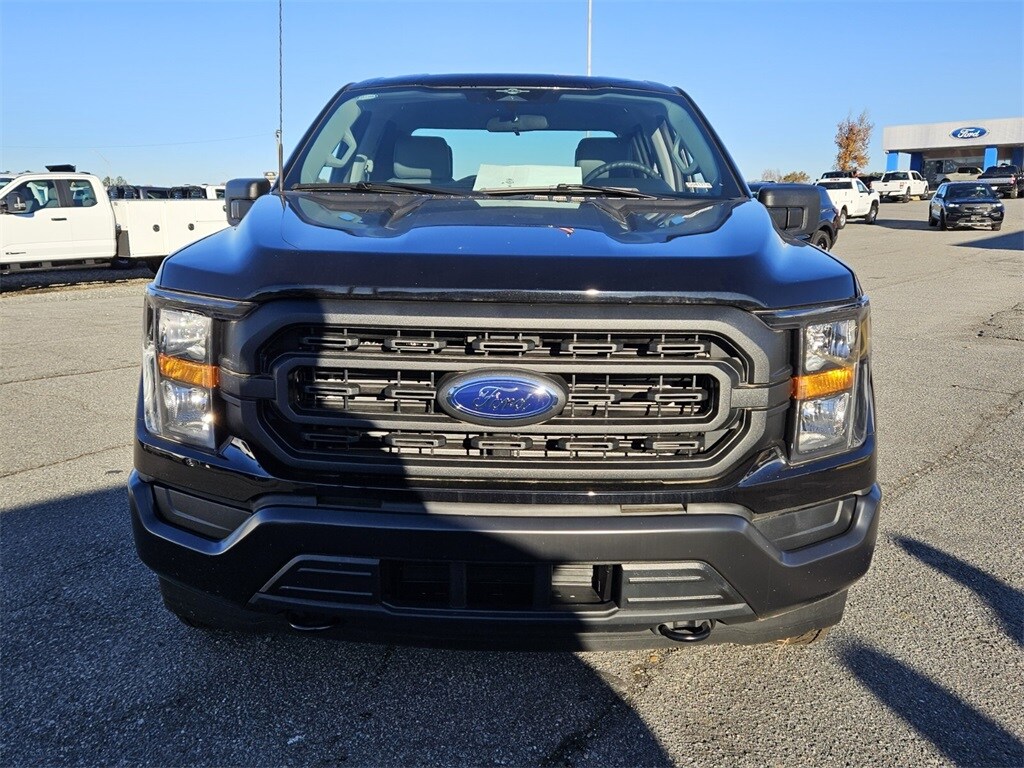 2023 Ford F-150 XL photo 2