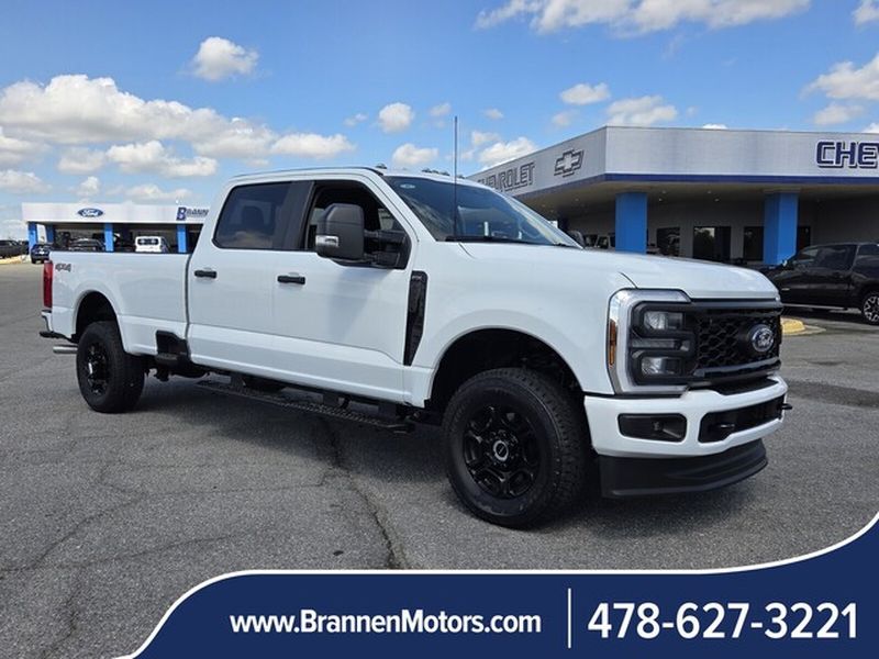 2026 Ford F-250 XL 4x4 Crew Cab 8' Box's photo